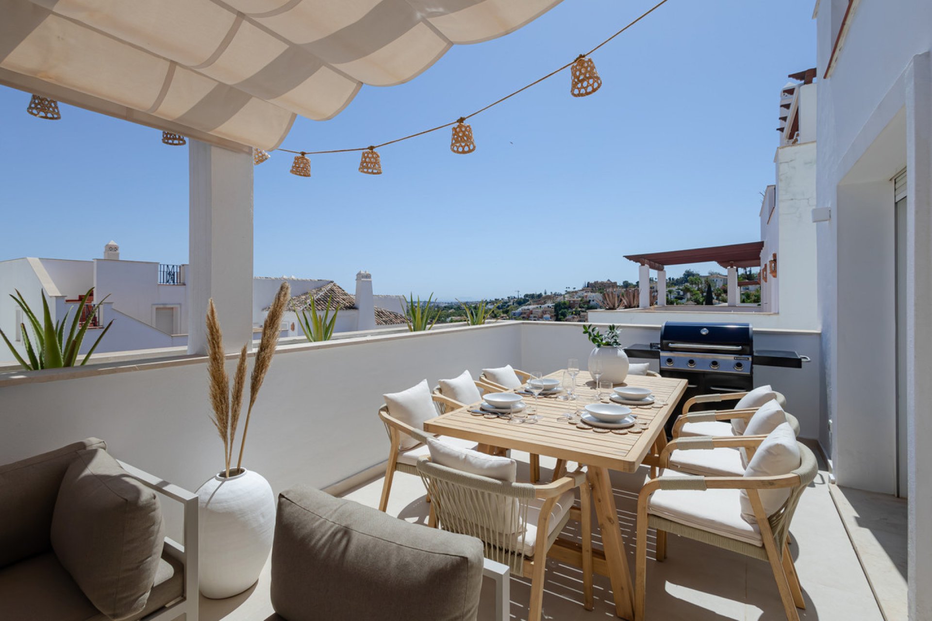 Resale - Apartment - Penthouse - Marbella - Nueva Andalucia