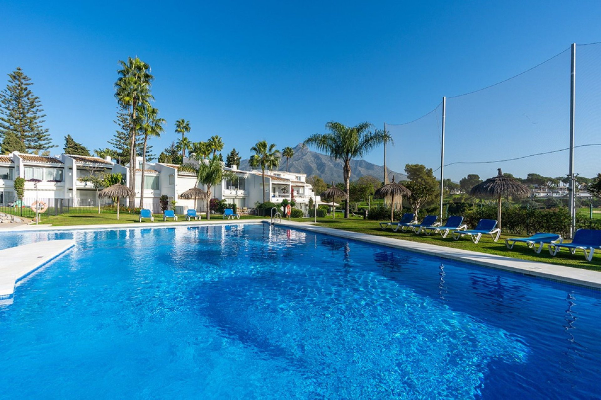 Resale - Apartment - Penthouse - Marbella - Nueva Andalucia