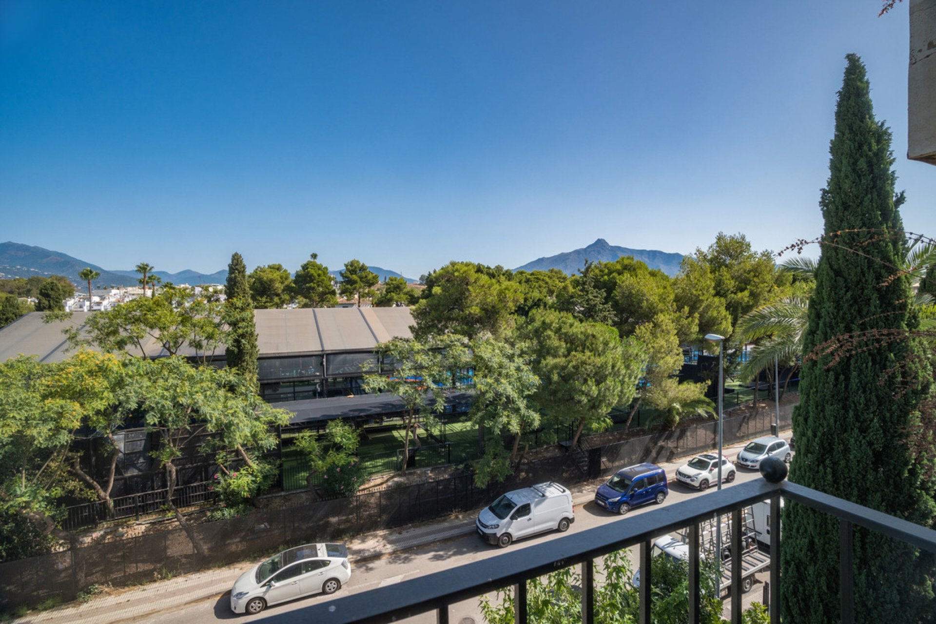 Resale - Apartment - Penthouse - Marbella - Nueva Andalucia