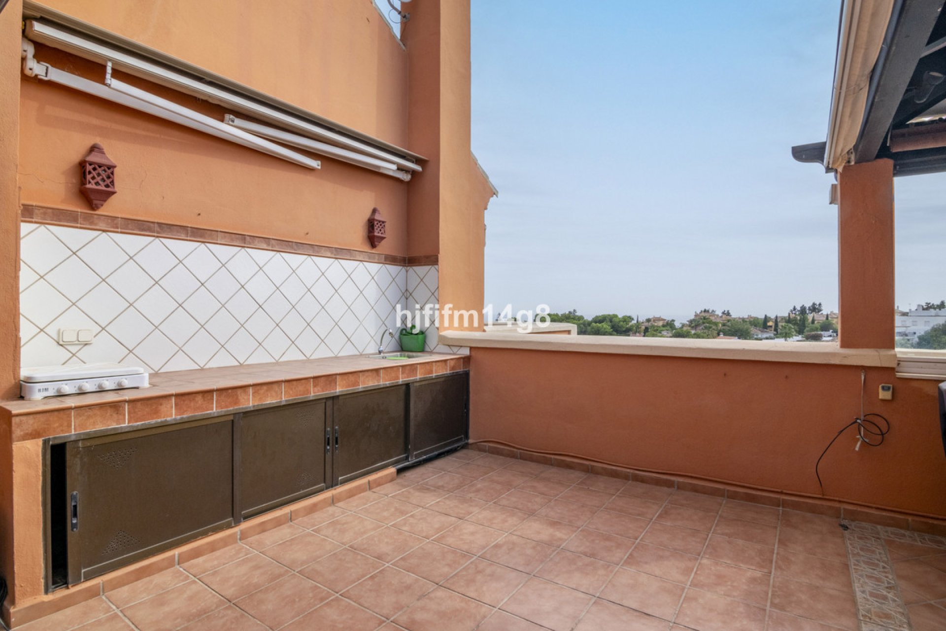 Resale - Apartment - Penthouse - Marbella - Nueva Andalucia