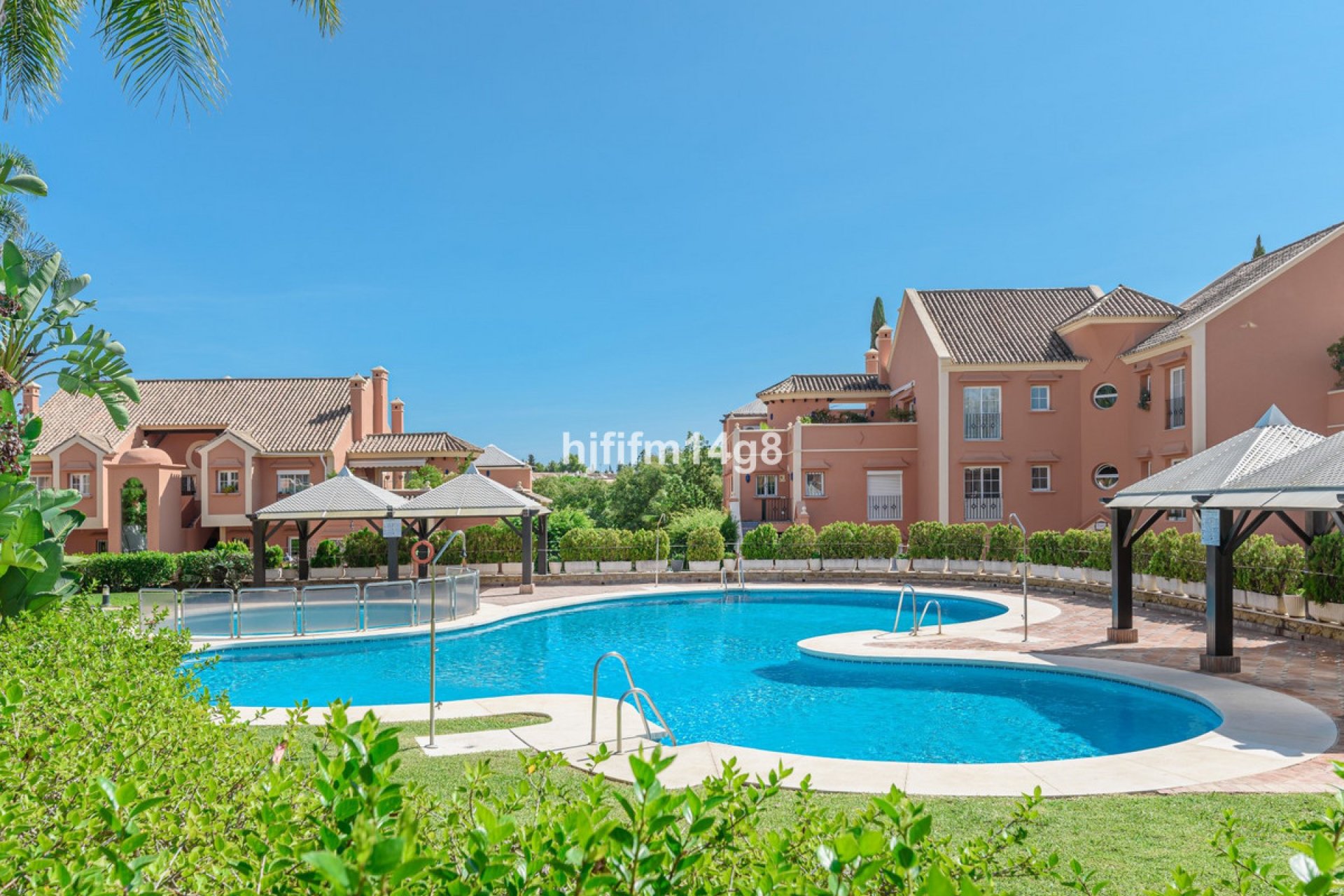 Resale - Apartment - Penthouse - Marbella - Nueva Andalucia