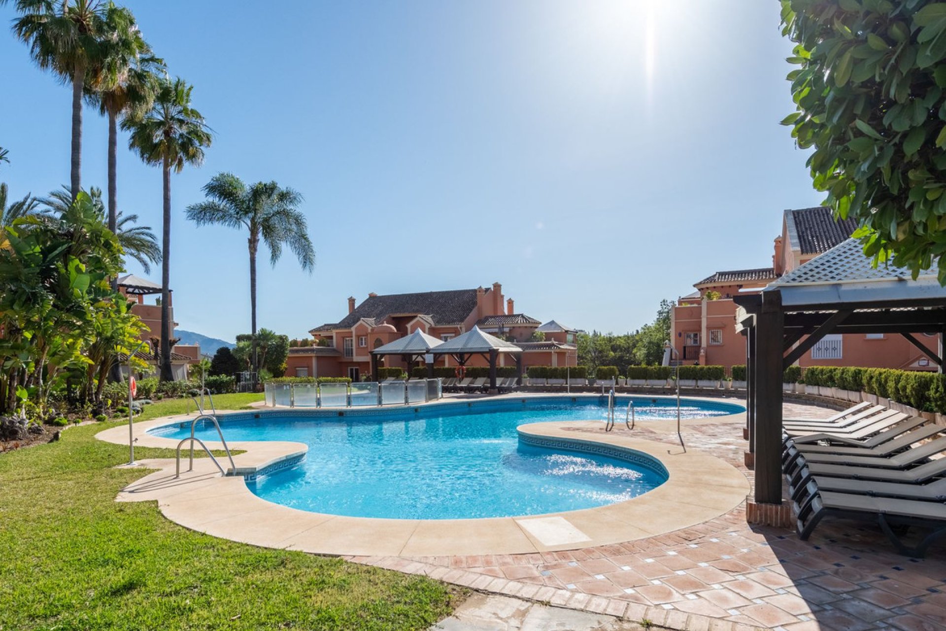 Resale - Apartment - Penthouse - Marbella - Nueva Andalucia