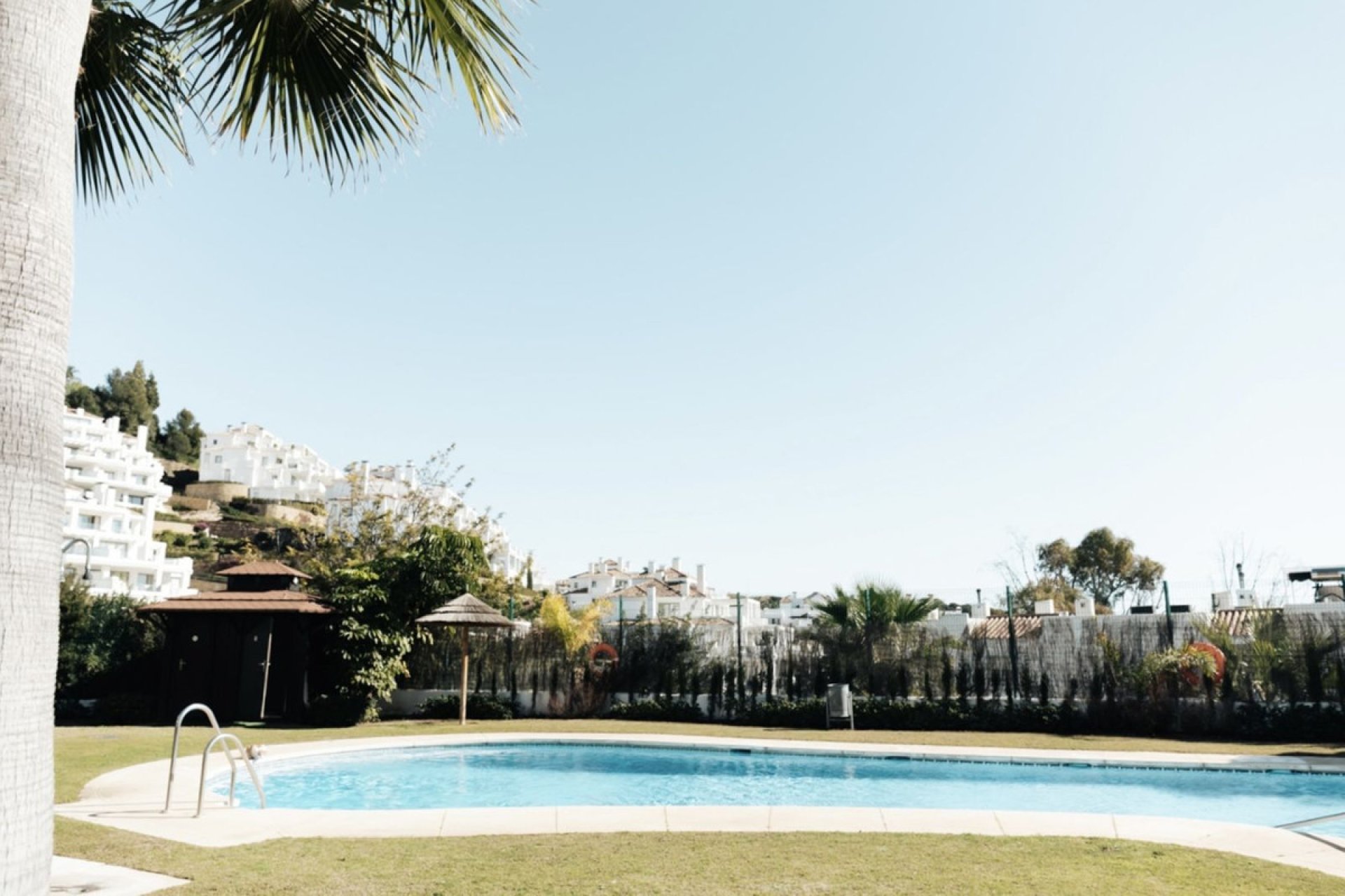 Resale - Apartment - Penthouse - Marbella - Nueva Andalucia