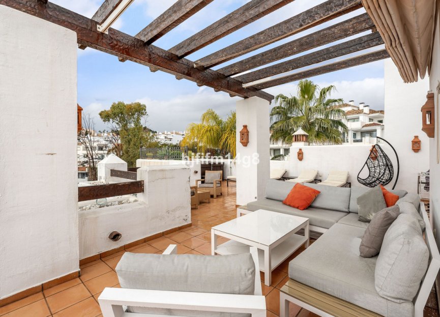 Resale - Apartment - Penthouse - Marbella - Nueva Andalucia