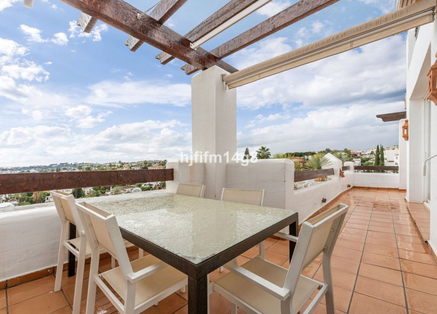 Resale - Apartment - Penthouse - Marbella - Nueva Andalucia