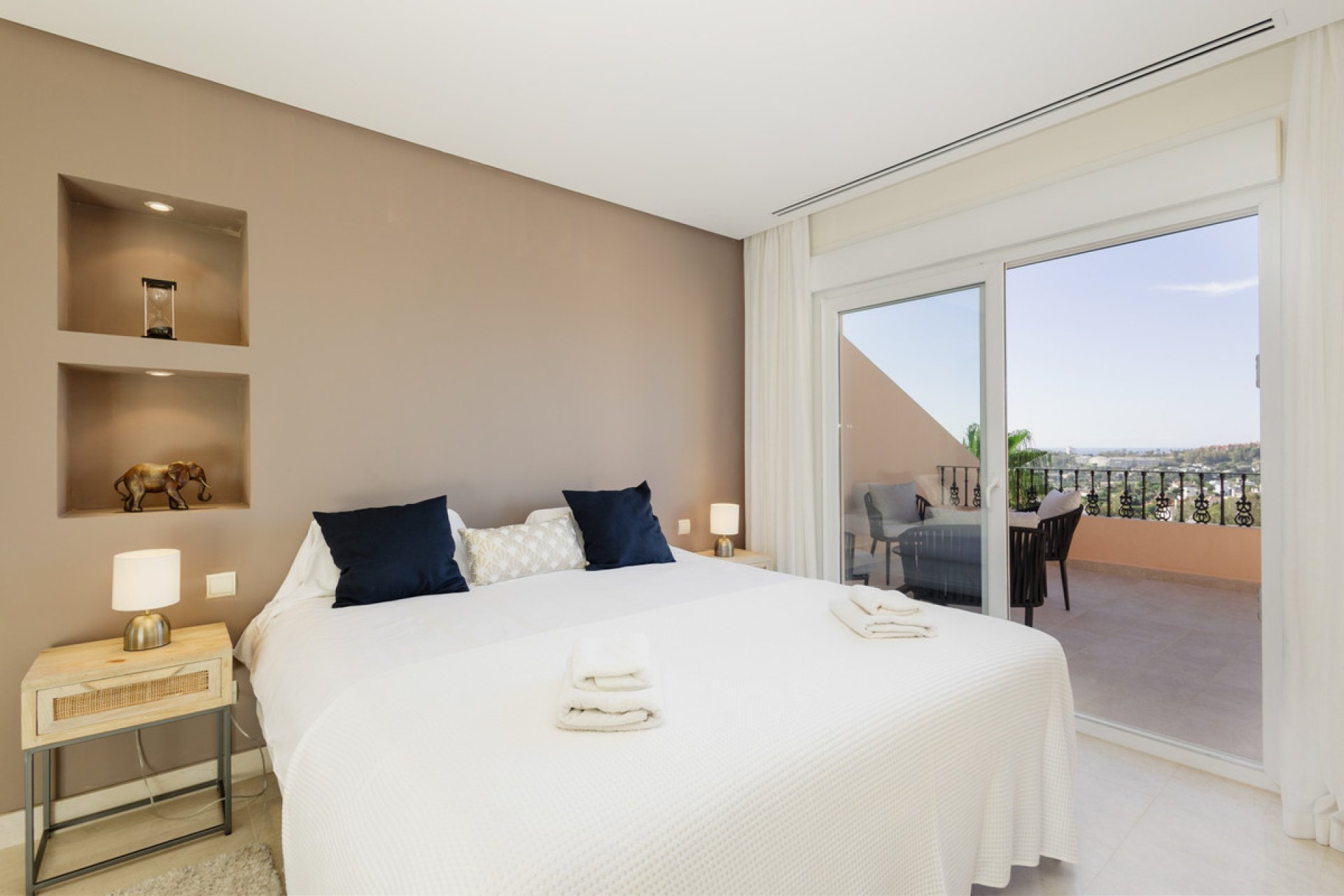 Resale - Apartment - Penthouse - Marbella - Nueva Andalucia