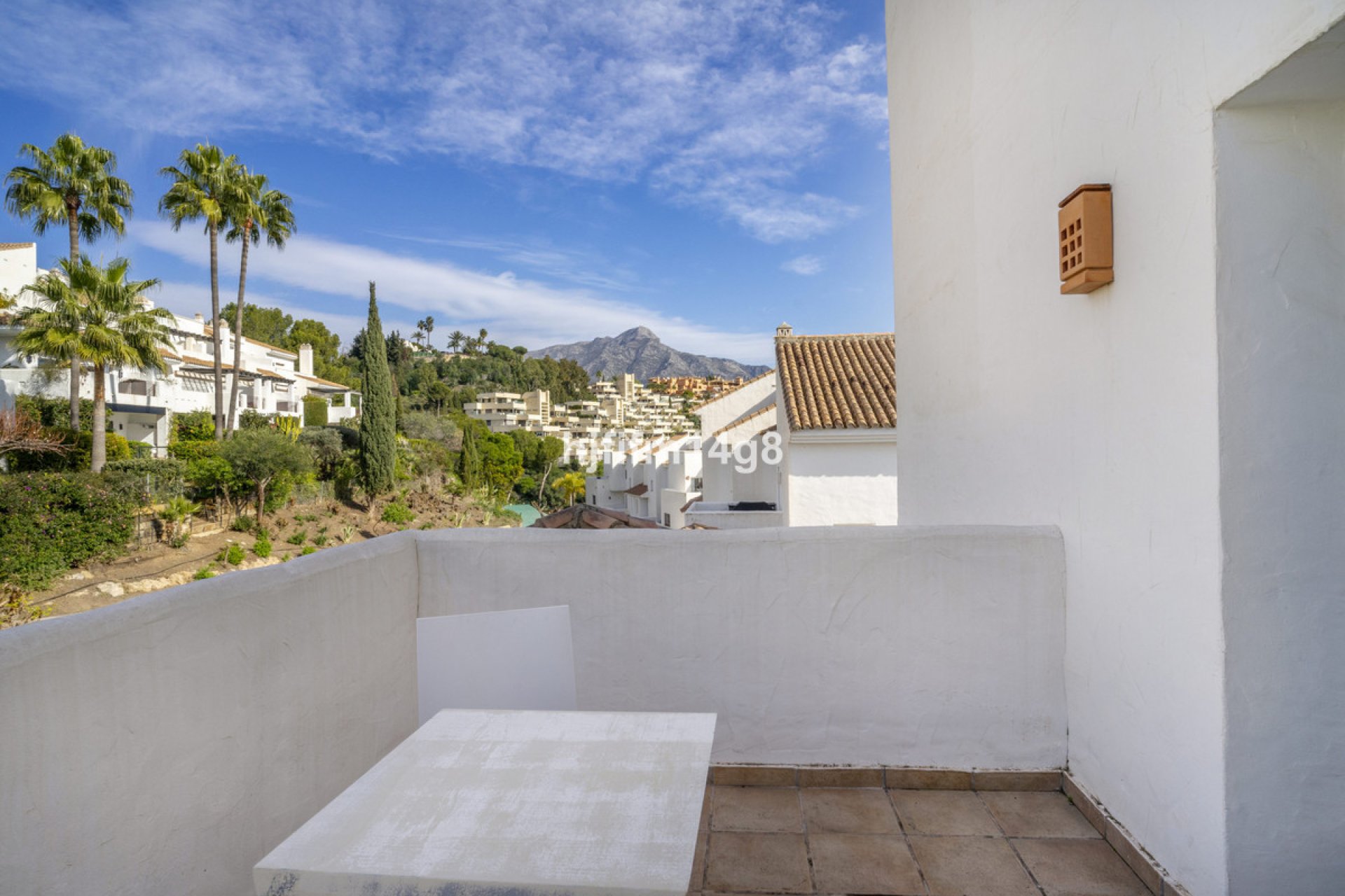 Resale - Apartment - Penthouse - Marbella - Nueva Andalucia