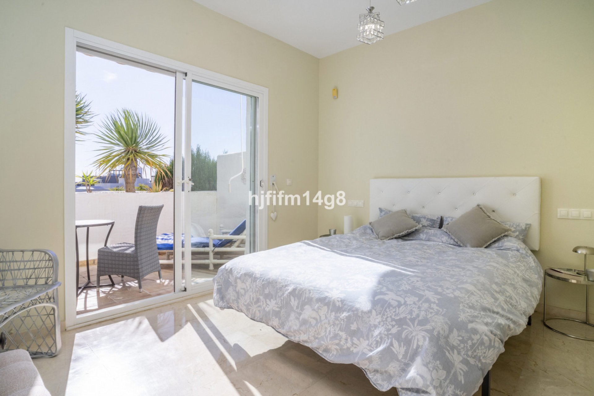 Resale - Apartment - Penthouse - Marbella - Nueva Andalucia