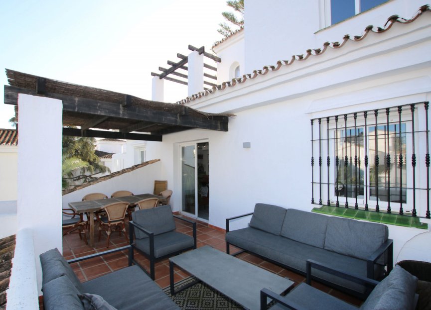 Resale - Apartment - Penthouse - Marbella - Nueva Andalucia