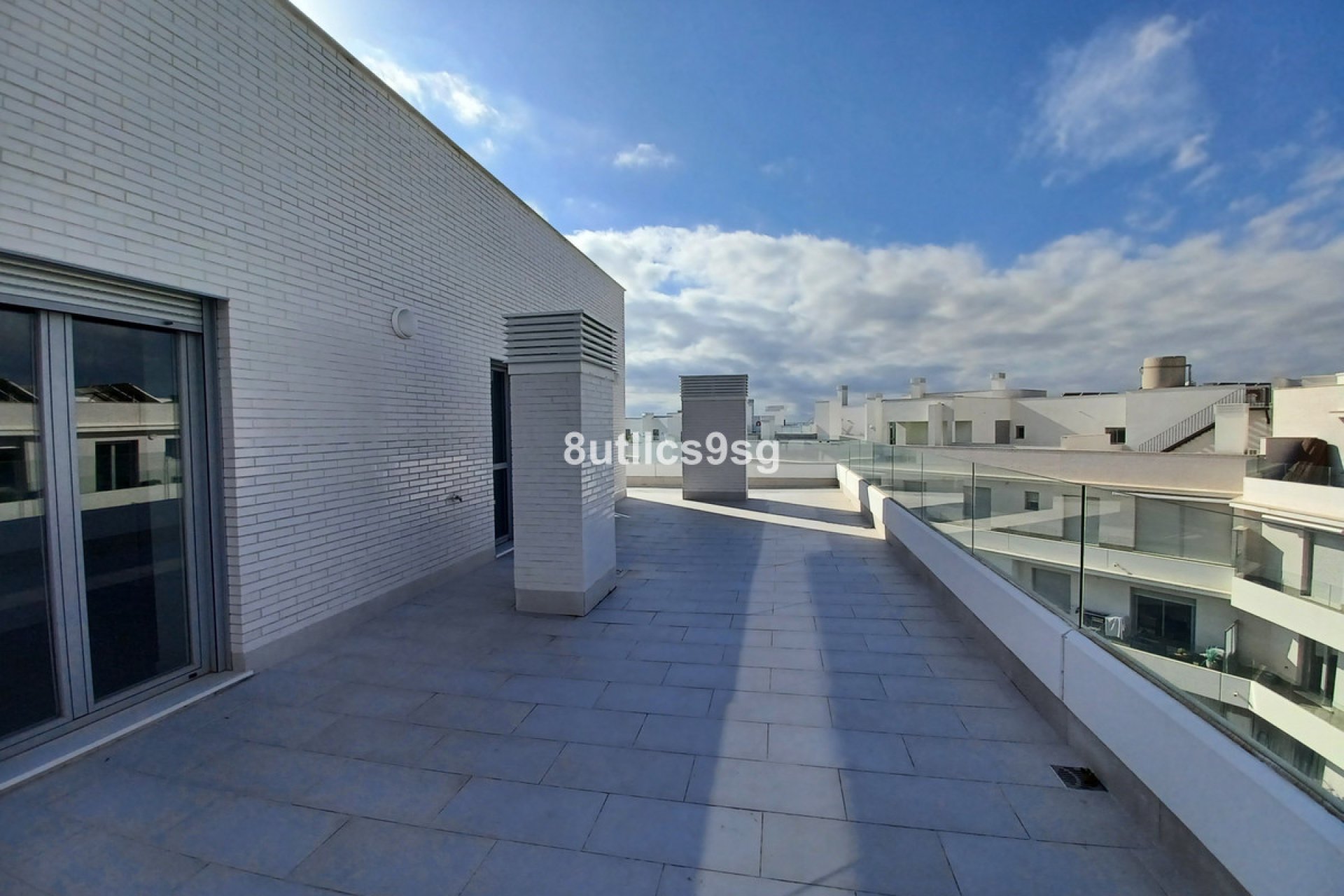 Resale - Apartment - Penthouse - Marbella - Nueva Andalucia