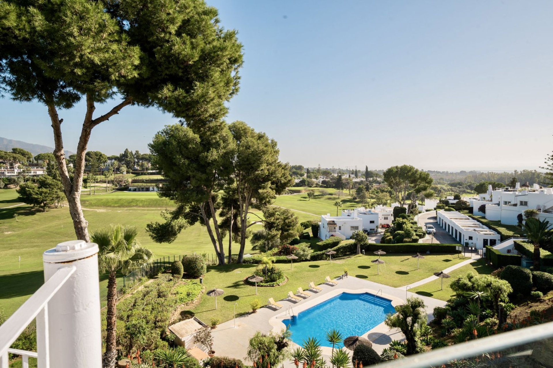 Resale - Apartment - Penthouse - Marbella - Nueva Andalucia