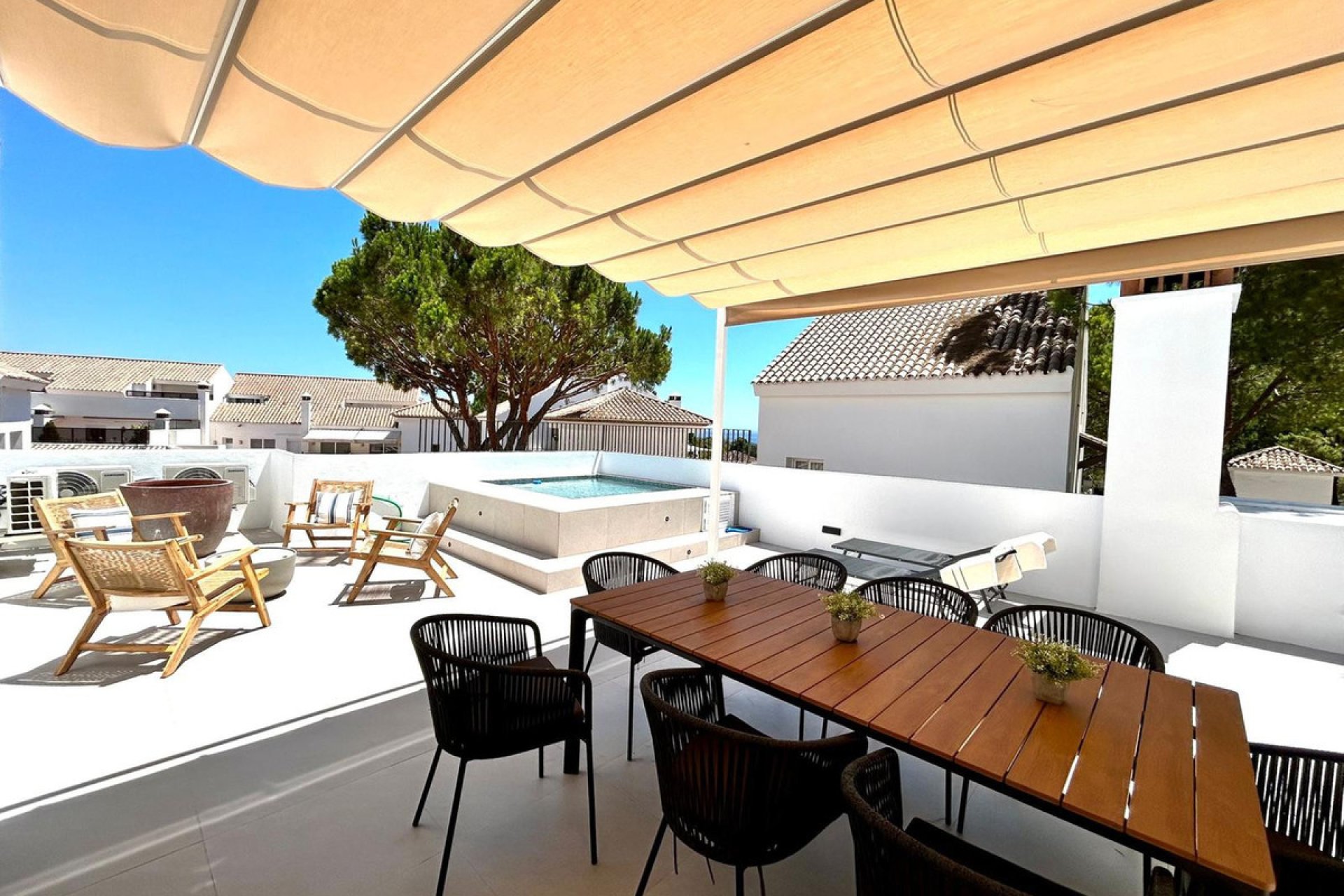 Resale - Apartment - Penthouse - Marbella - Nueva Andalucia