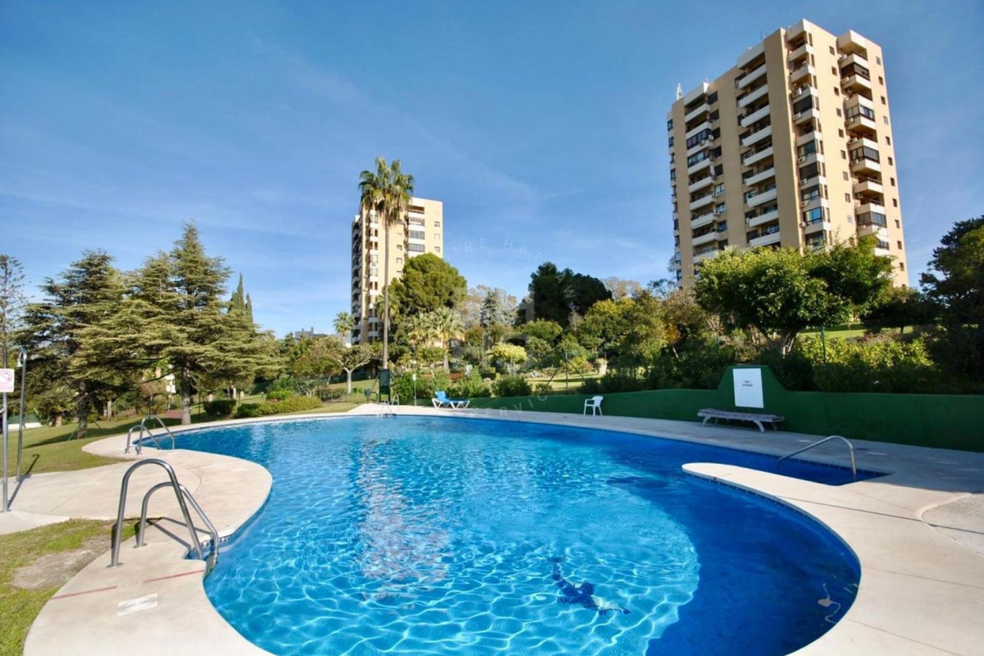 Resale - Apartment - Penthouse - Marbella - Nueva Andalucia