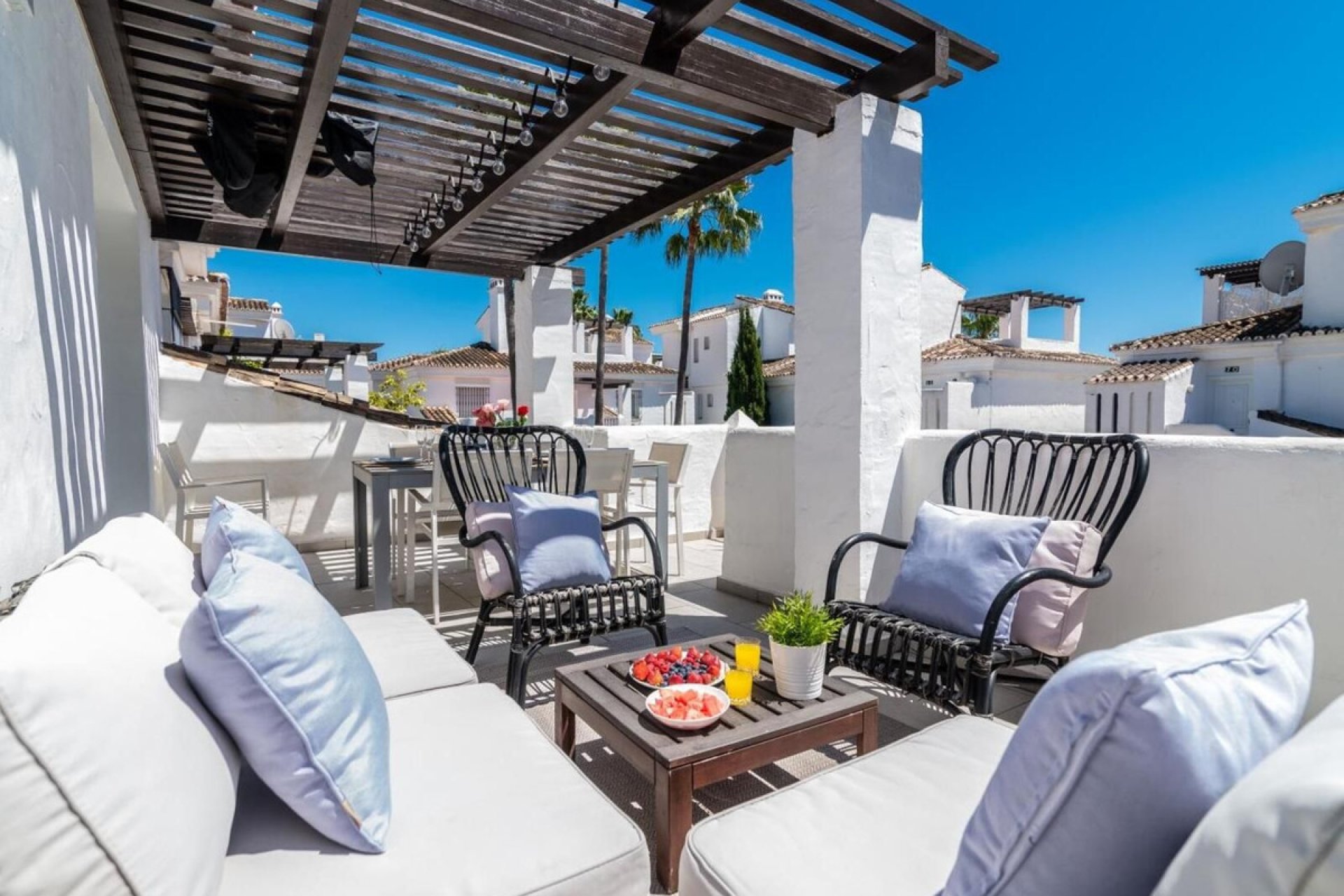 Resale - Apartment - Penthouse - Marbella - Nueva Andalucia