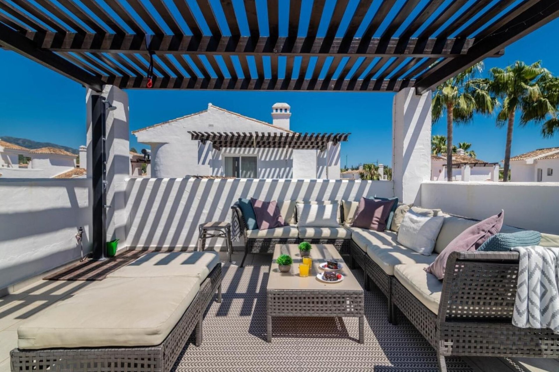 Resale - Apartment - Penthouse - Marbella - Nueva Andalucia