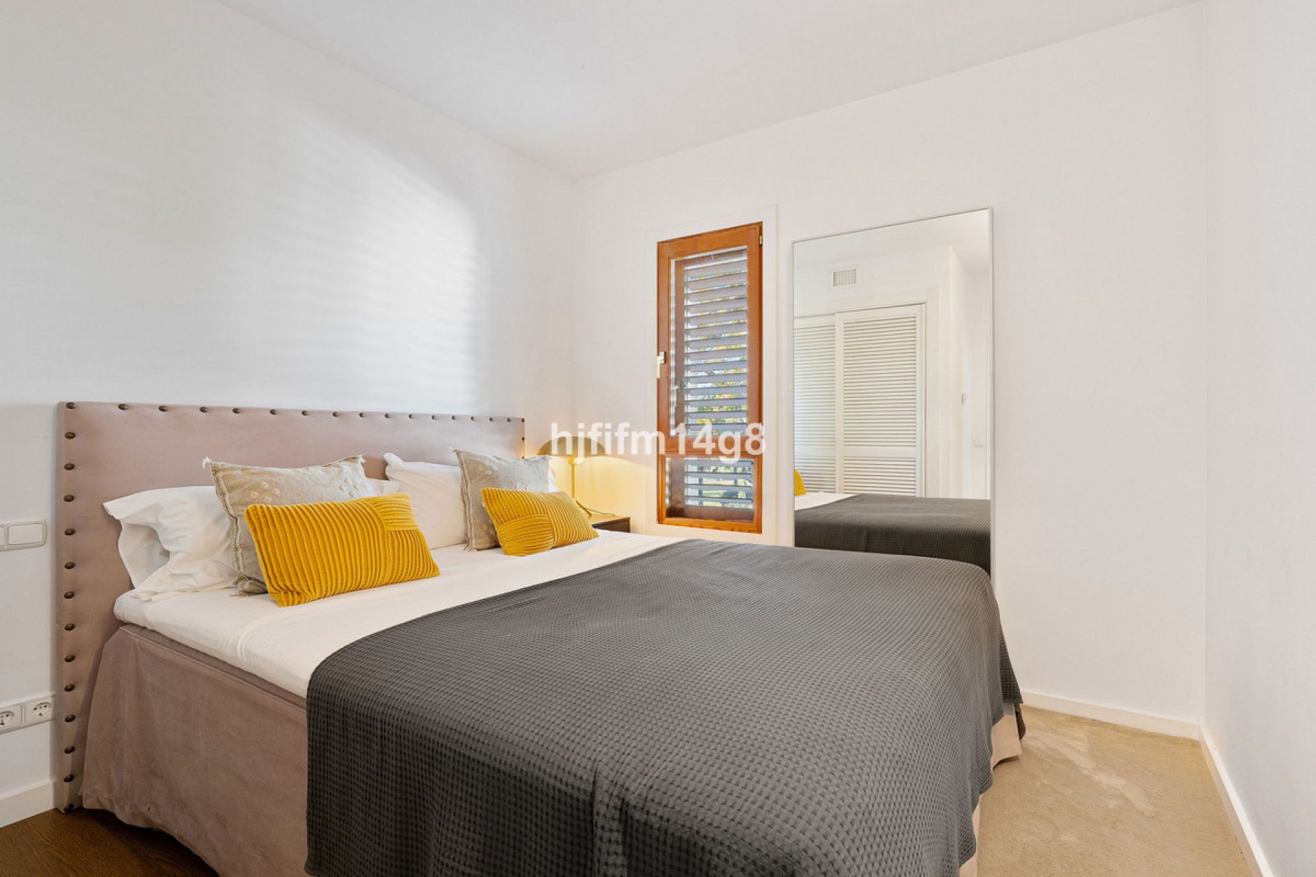 Resale - Apartment - Penthouse - Marbella - Nueva Andalucia