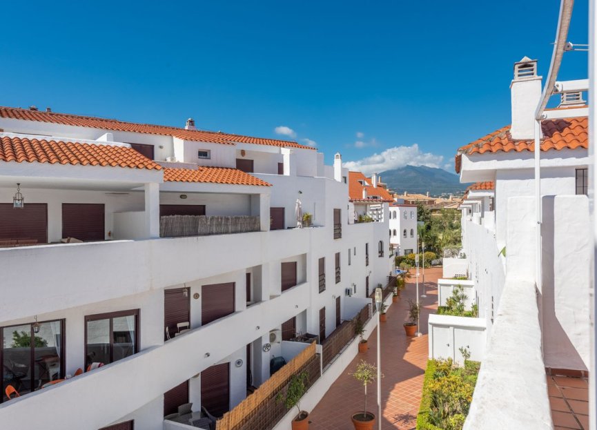 Resale - Apartment - Penthouse - Marbella - Nueva Andalucia