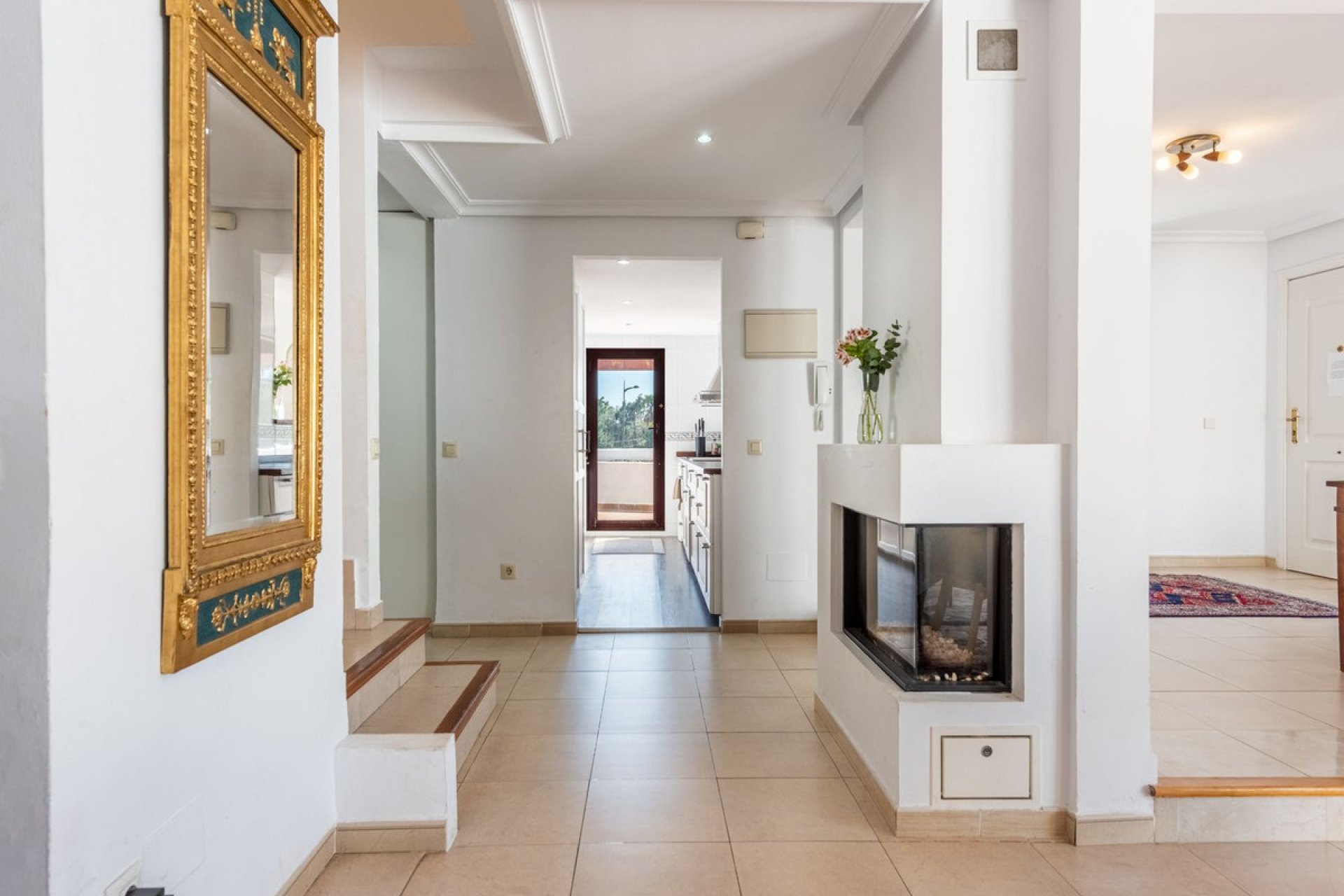 Resale - Apartment - Penthouse - Marbella - Nueva Andalucia