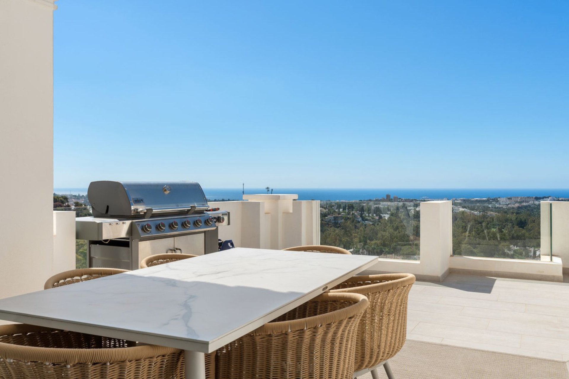 Resale - Apartment - Penthouse - Marbella - Nueva Andalucia