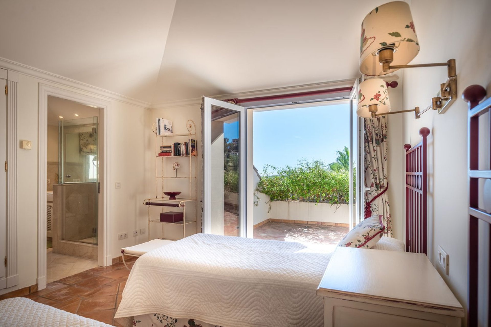 Resale - Apartment - Penthouse - Marbella - Nueva Andalucia