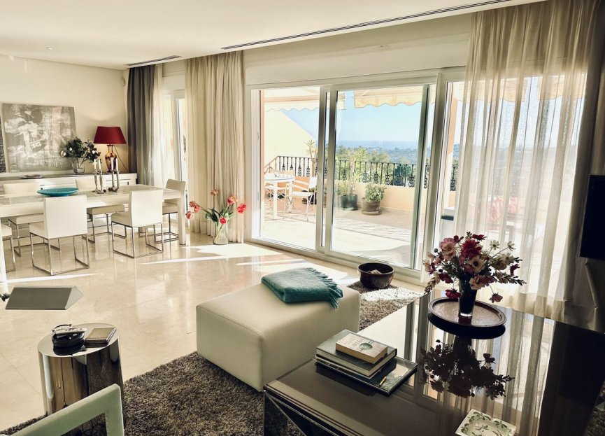 Resale - Apartment - Penthouse - Marbella - Nueva Andalucia