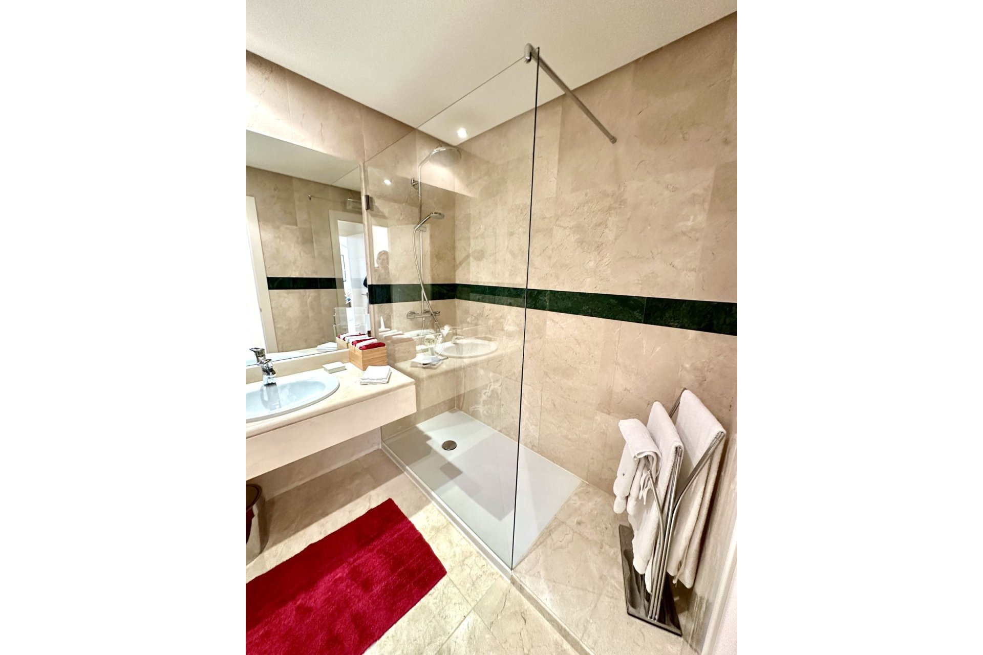 Resale - Apartment - Penthouse - Marbella - Nueva Andalucia