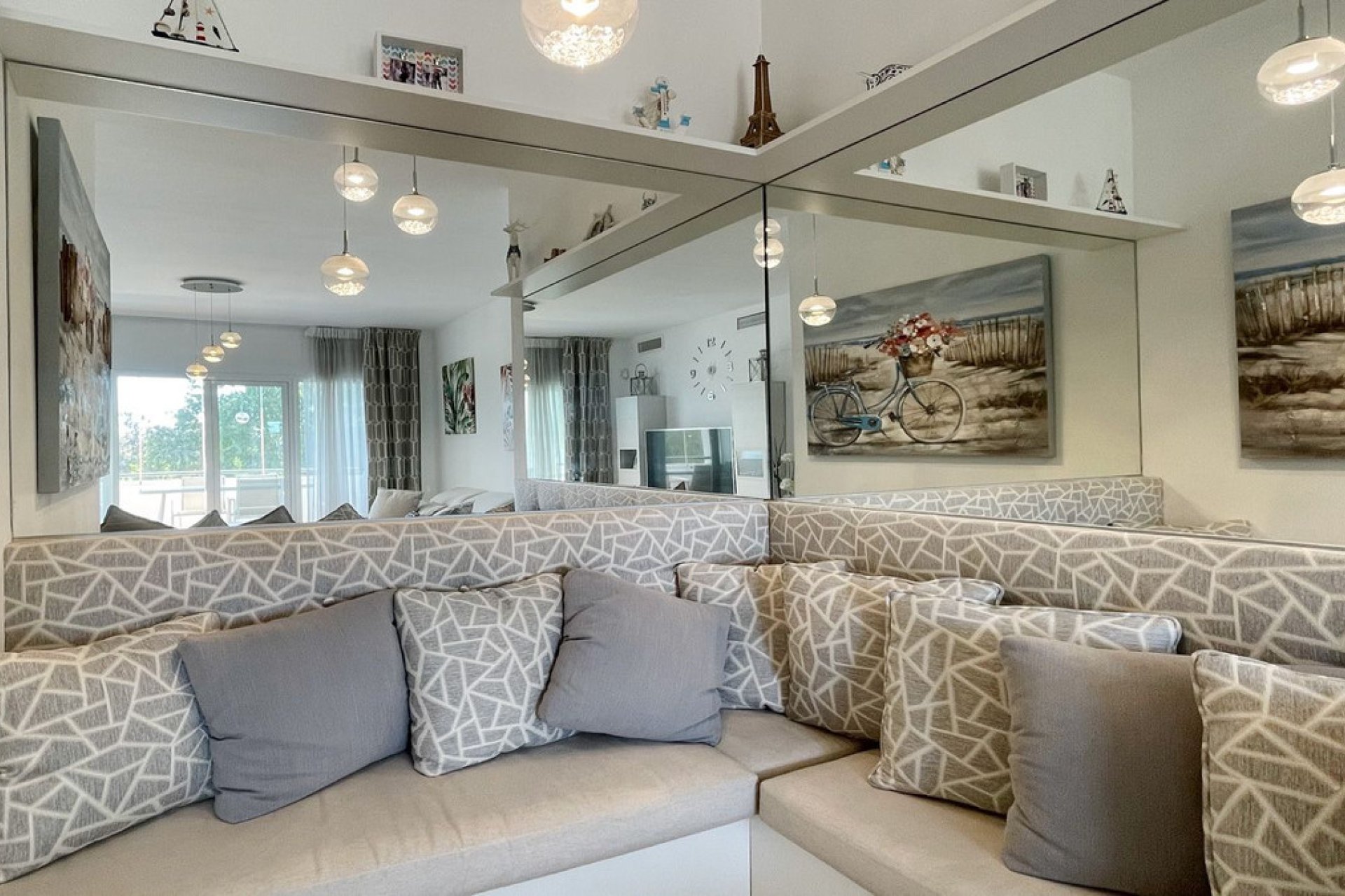 Resale - Apartment - Penthouse - Marbella - Nueva Andalucia