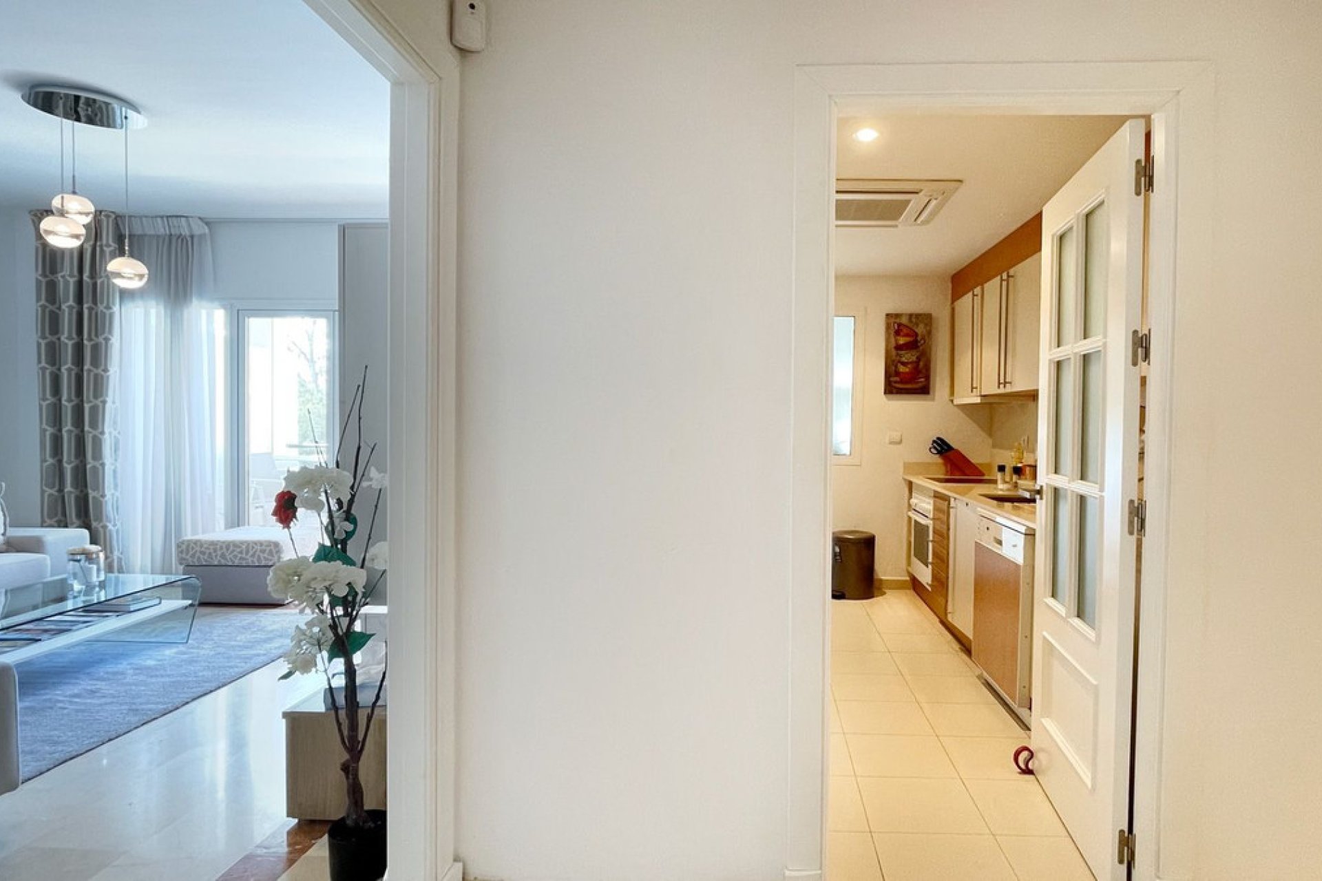 Resale - Apartment - Penthouse - Marbella - Nueva Andalucia