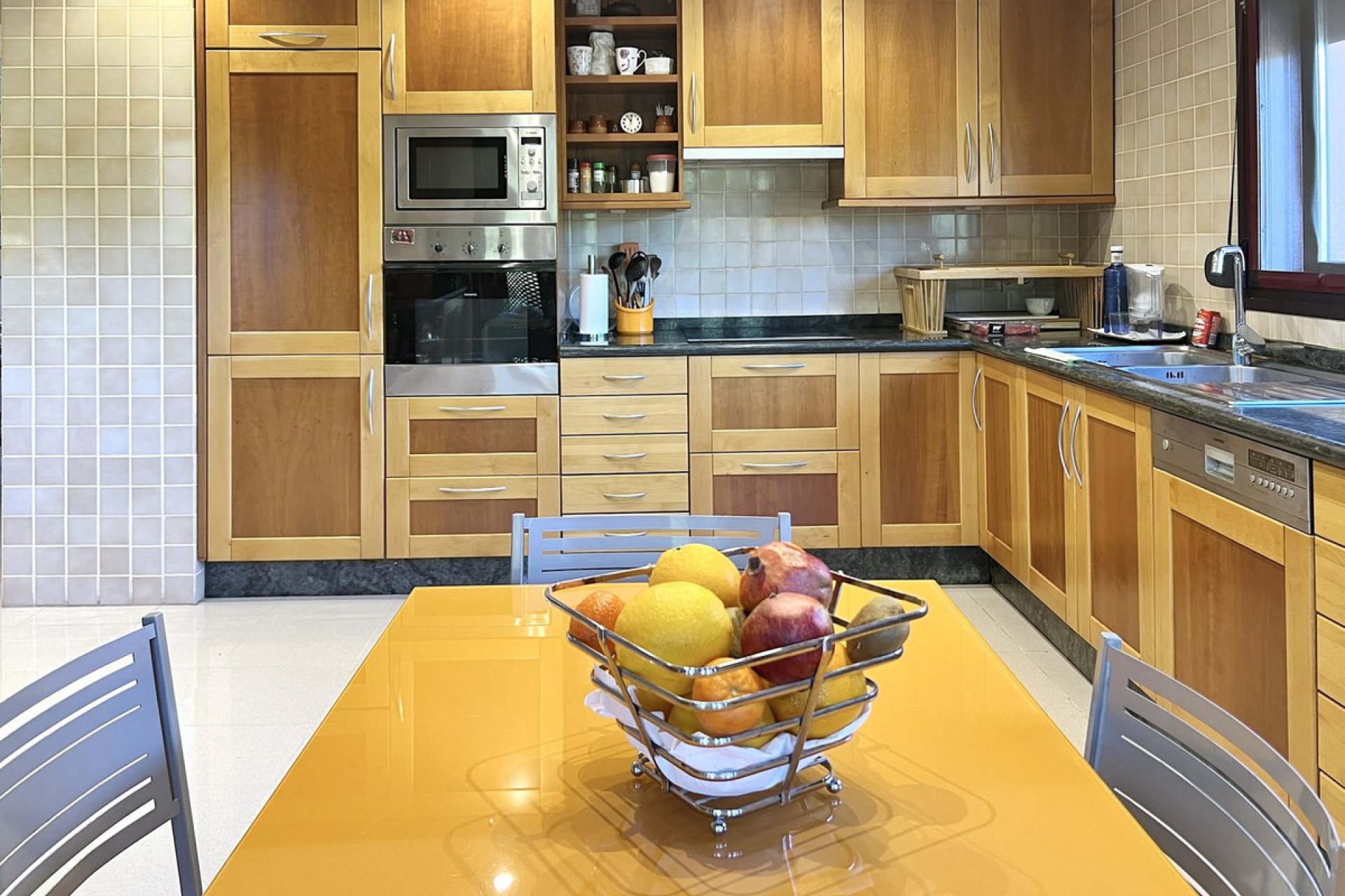 Resale - Apartment - Penthouse - Marbella - Nueva Andalucia