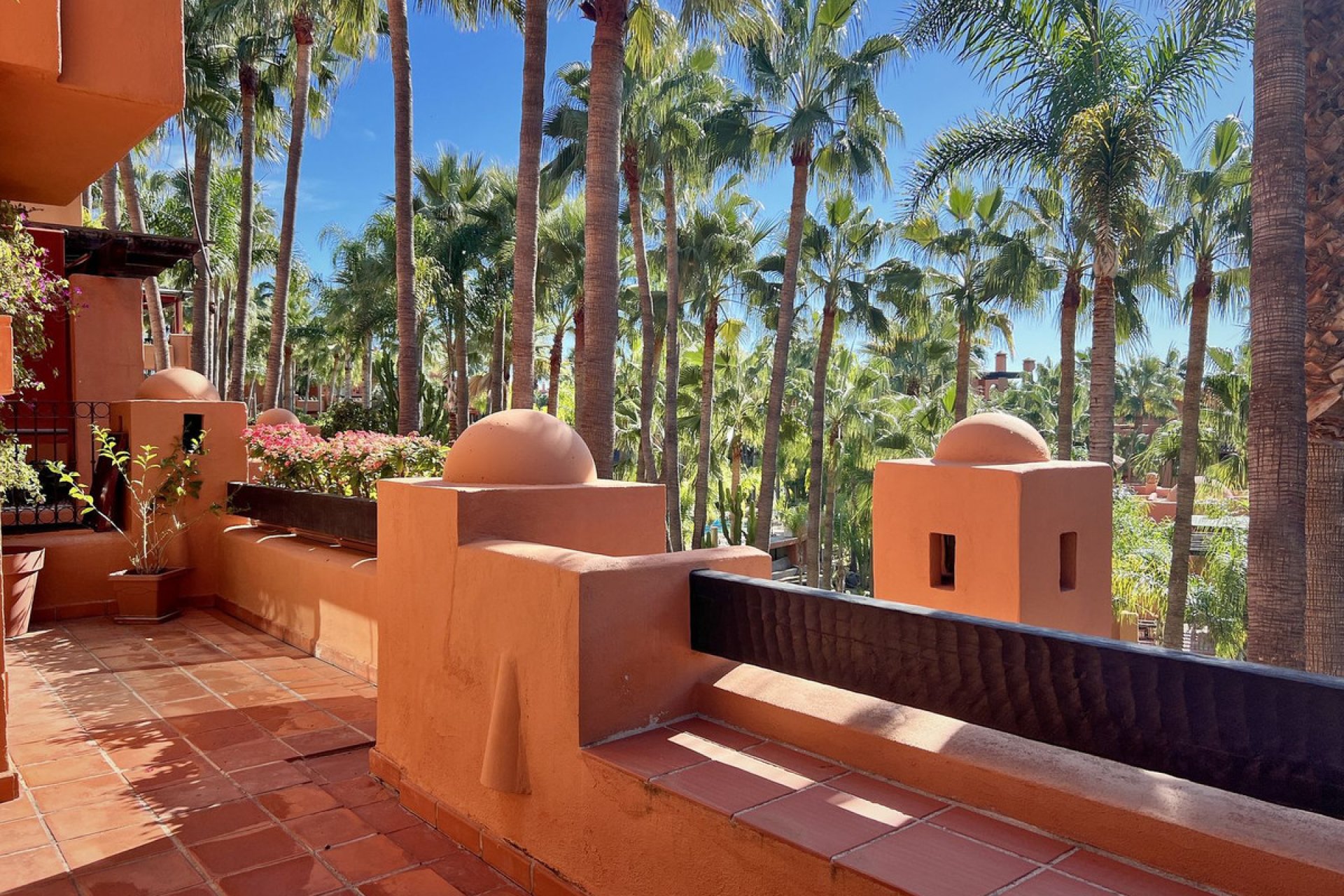 Resale - Apartment - Penthouse - Marbella - Nueva Andalucia