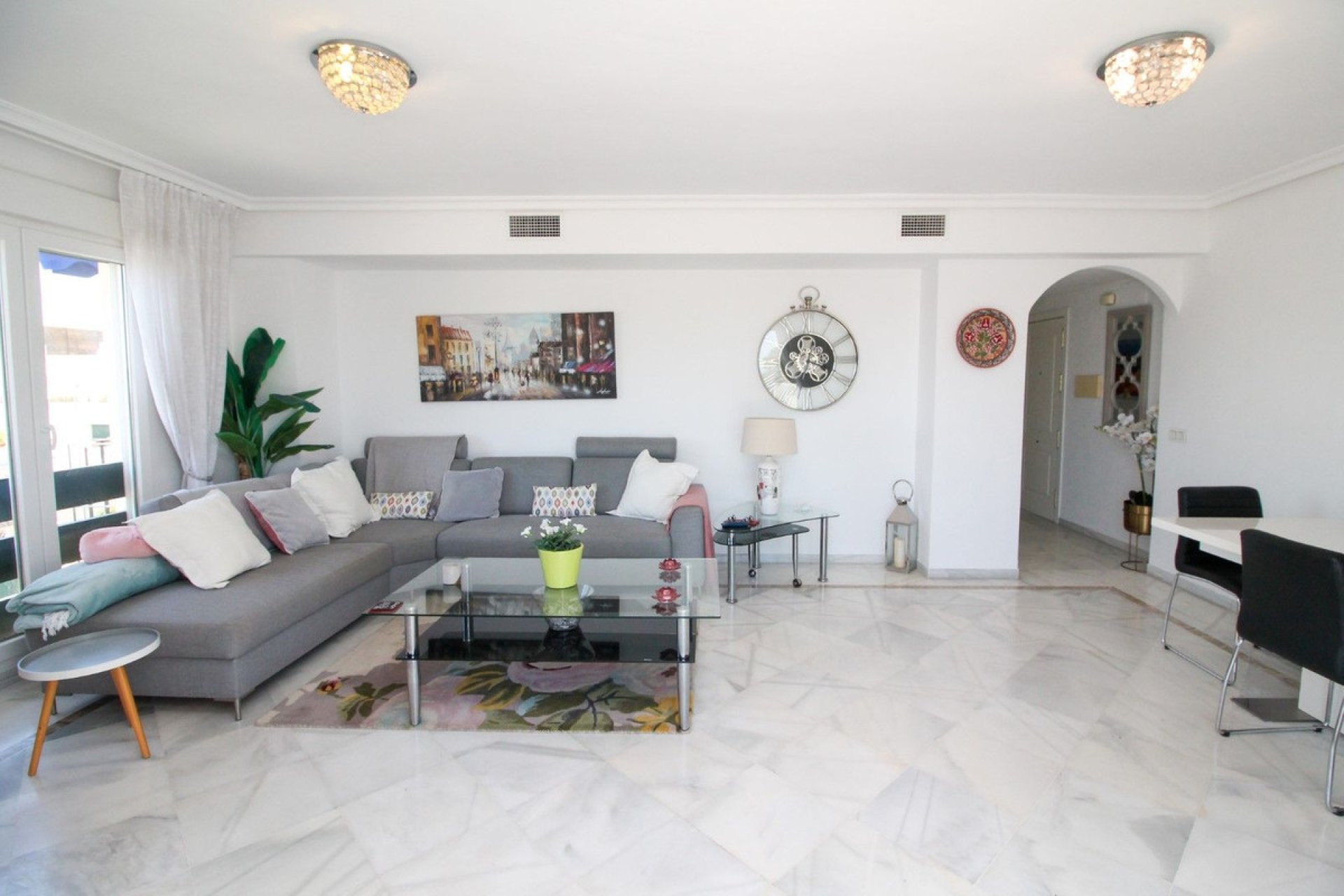 Resale - Apartment - Penthouse - Marbella - Nueva Andalucia