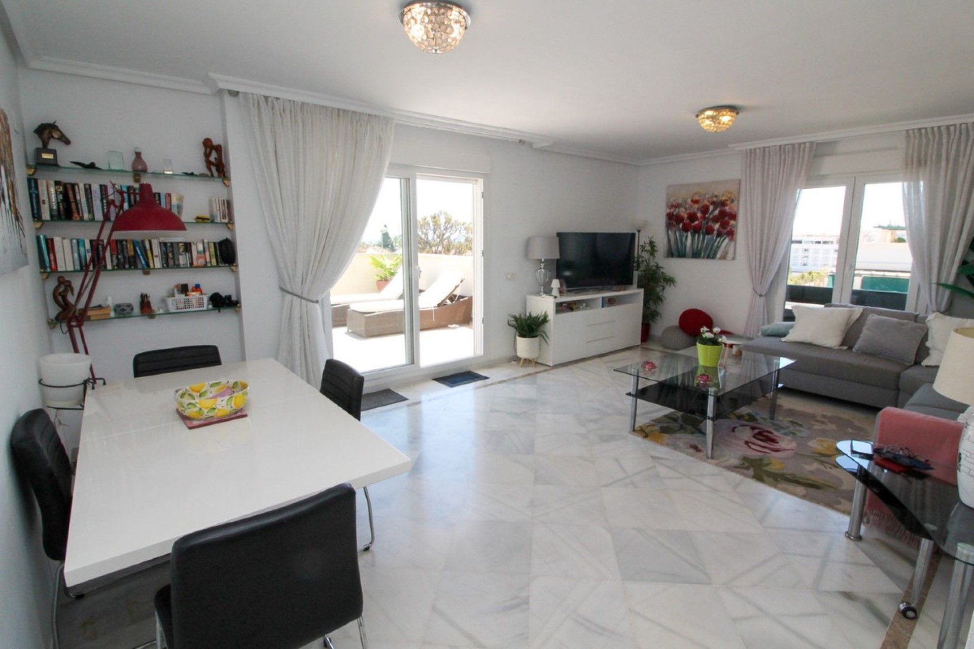 Resale - Apartment - Penthouse - Marbella - Nueva Andalucia