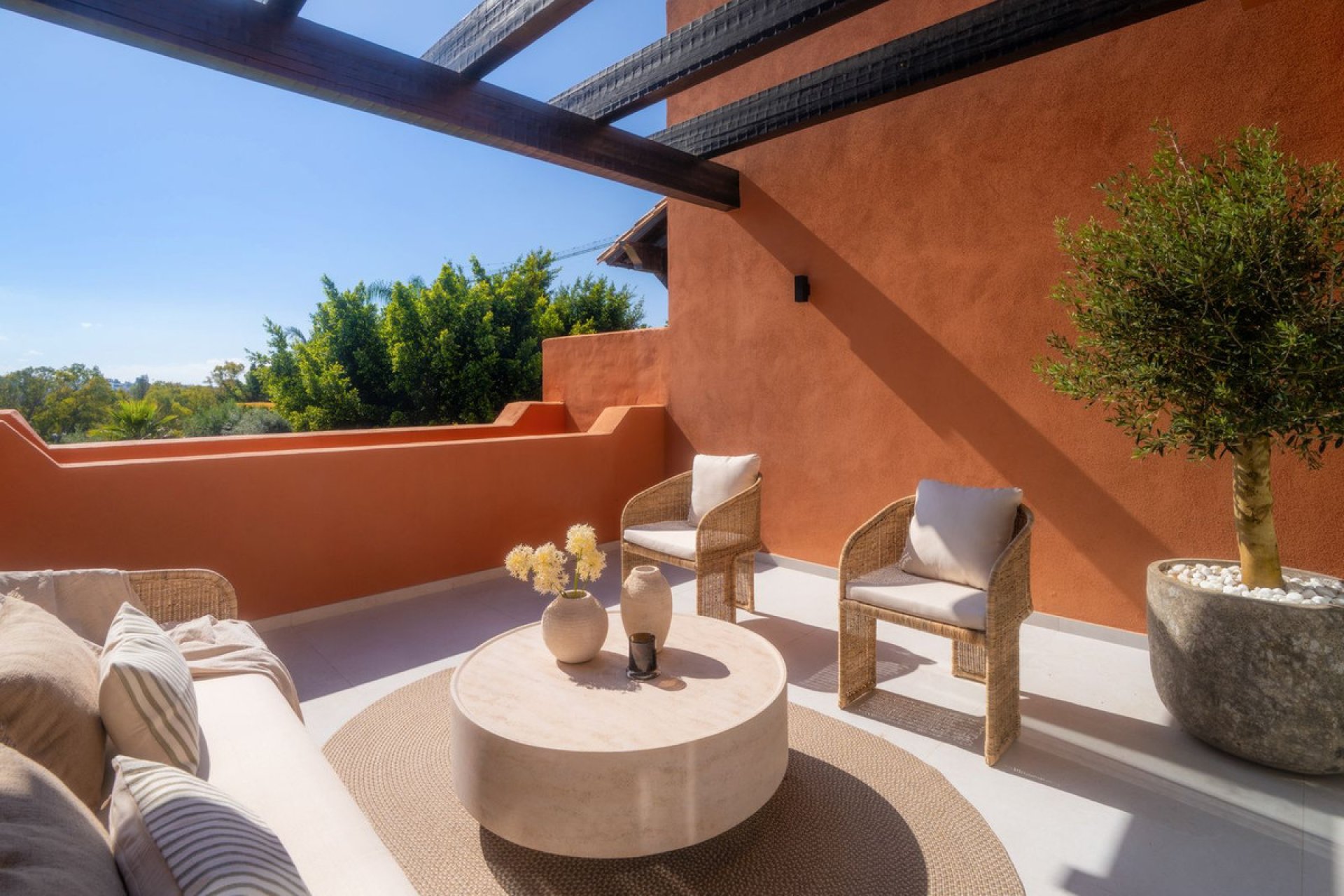 Resale - Apartment - Penthouse - Marbella - Nueva Andalucia