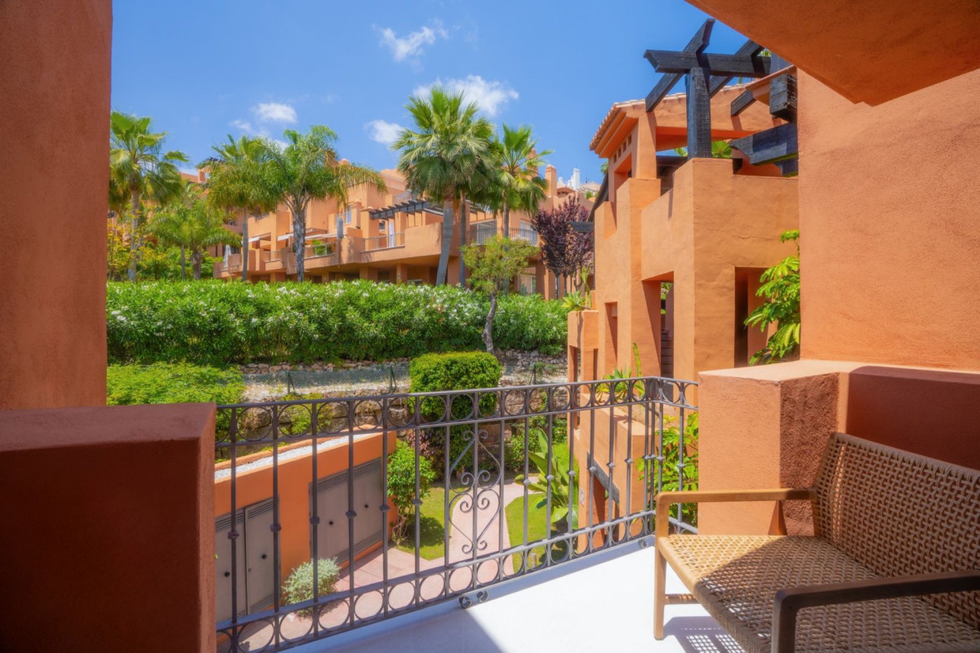 Resale - Apartment - Penthouse - Marbella - Nueva Andalucia