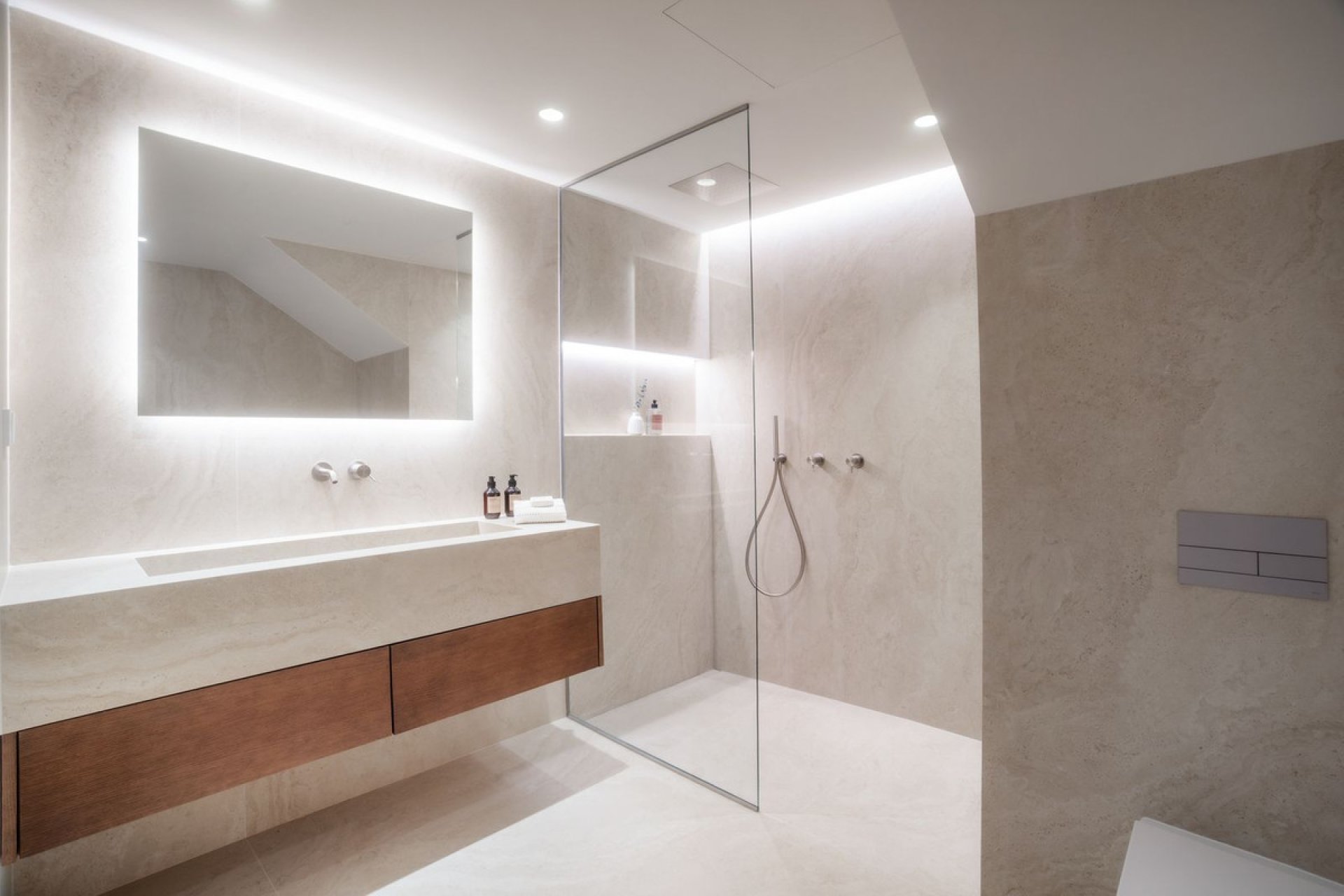 Resale - Apartment - Penthouse - Marbella - Nueva Andalucia