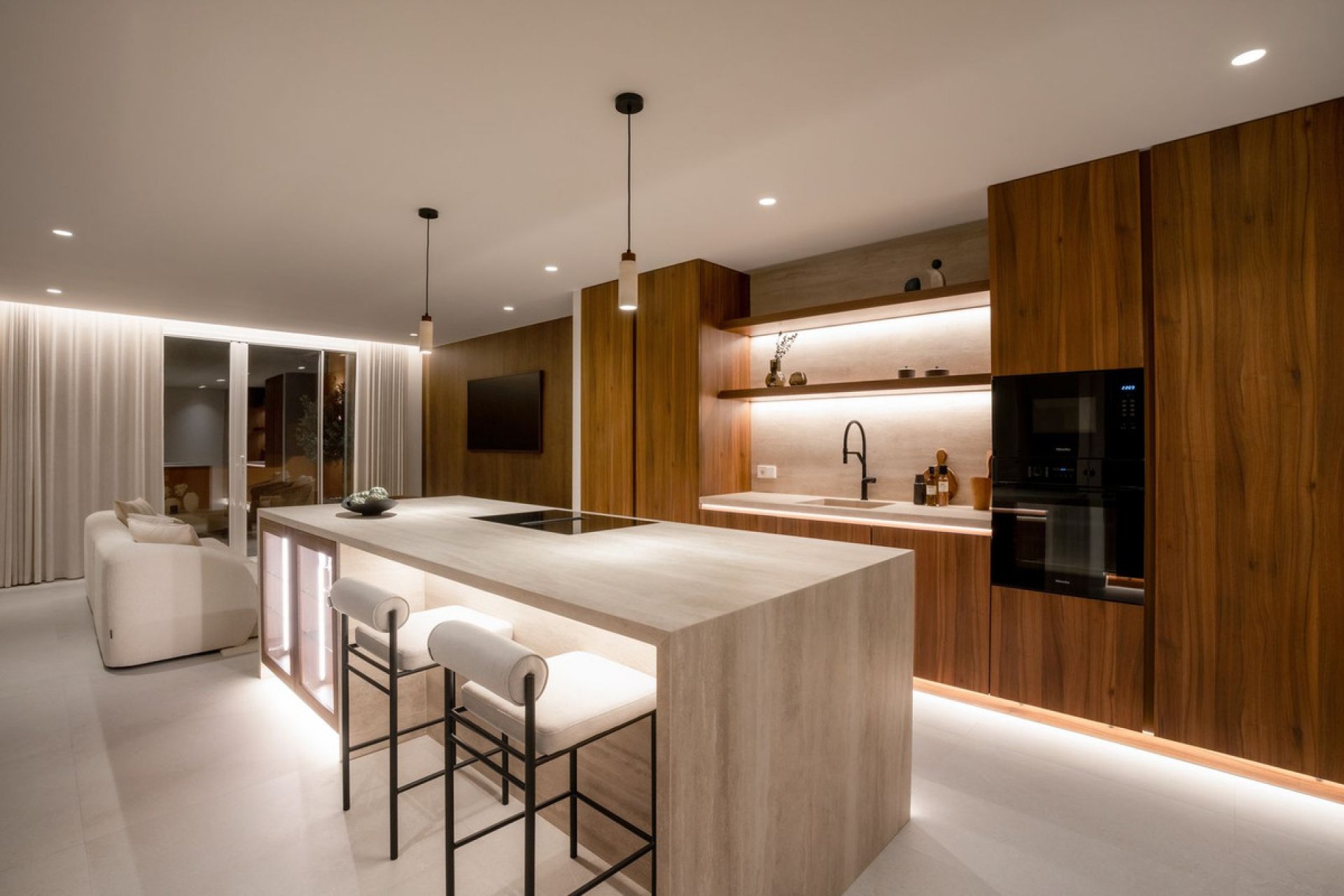 Resale - Apartment - Penthouse - Marbella - Nueva Andalucia