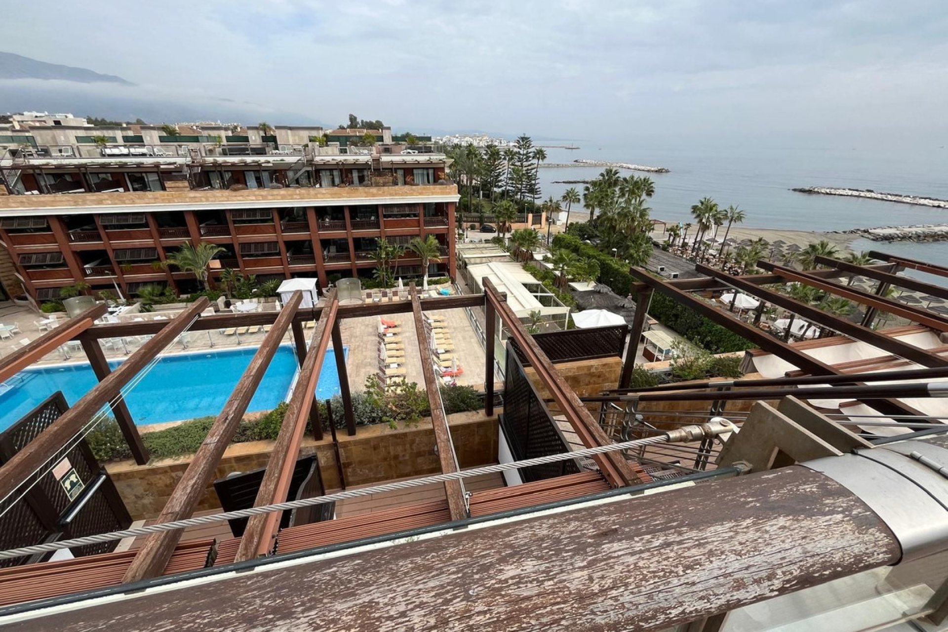 Resale - Apartment - Penthouse - Marbella - Puerto Banús
