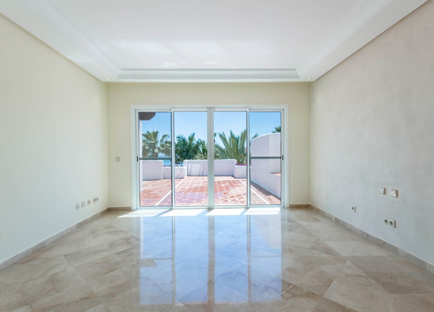 Resale - Apartment - Penthouse - Marbella - Puerto Banús