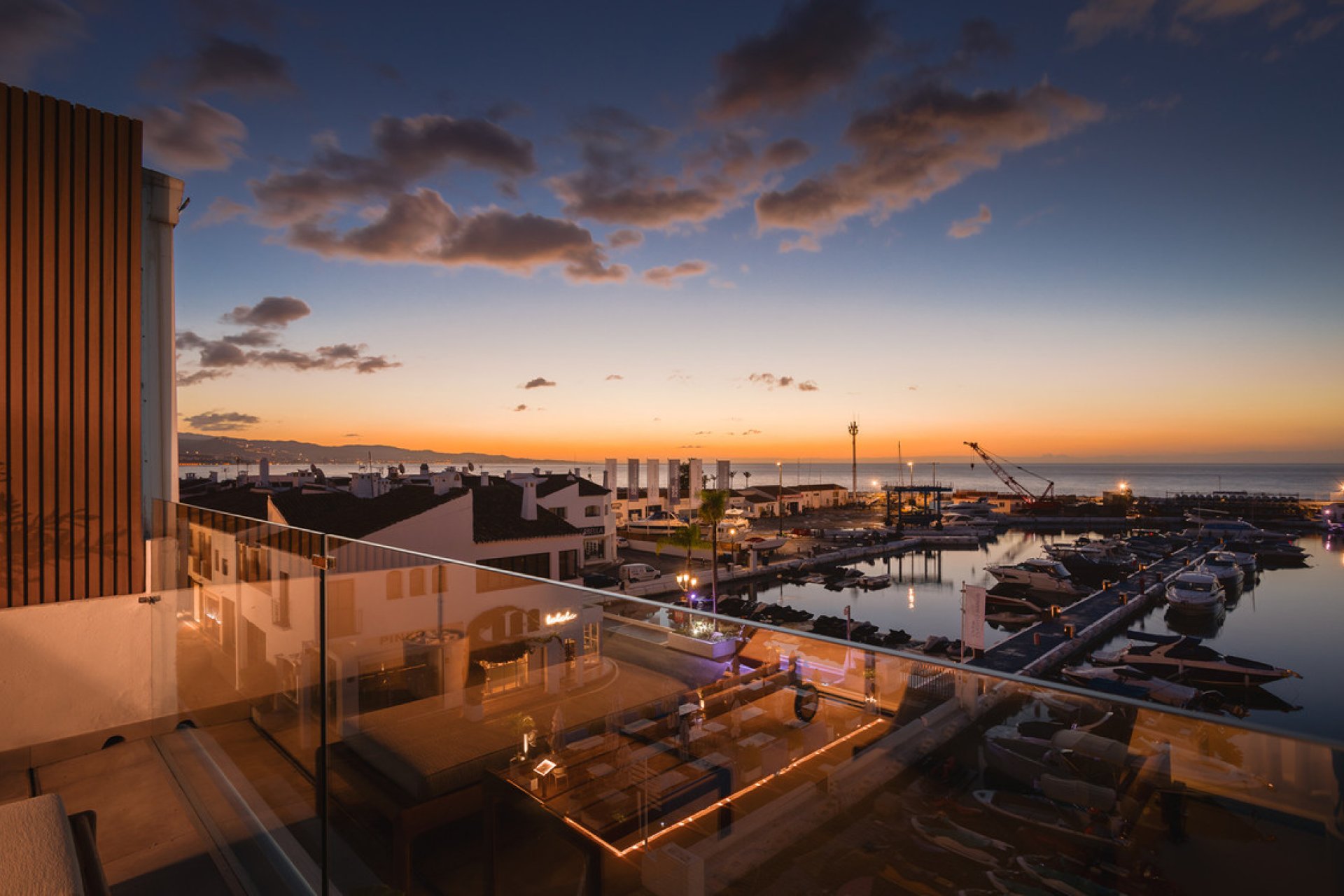 Resale - Apartment - Penthouse - Marbella - Puerto Banús