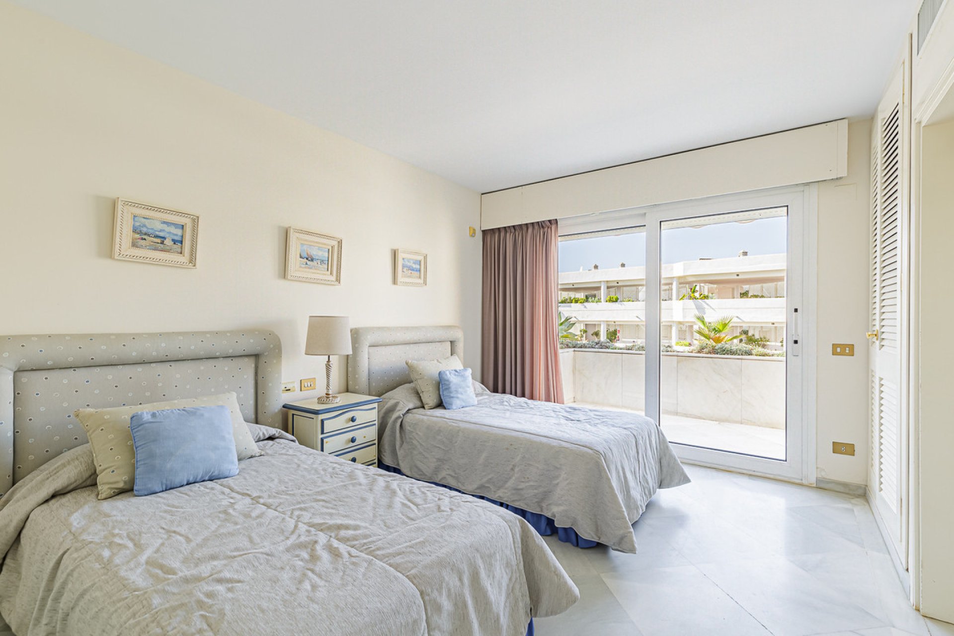 Resale - Apartment - Penthouse - Marbella - Puerto Banús