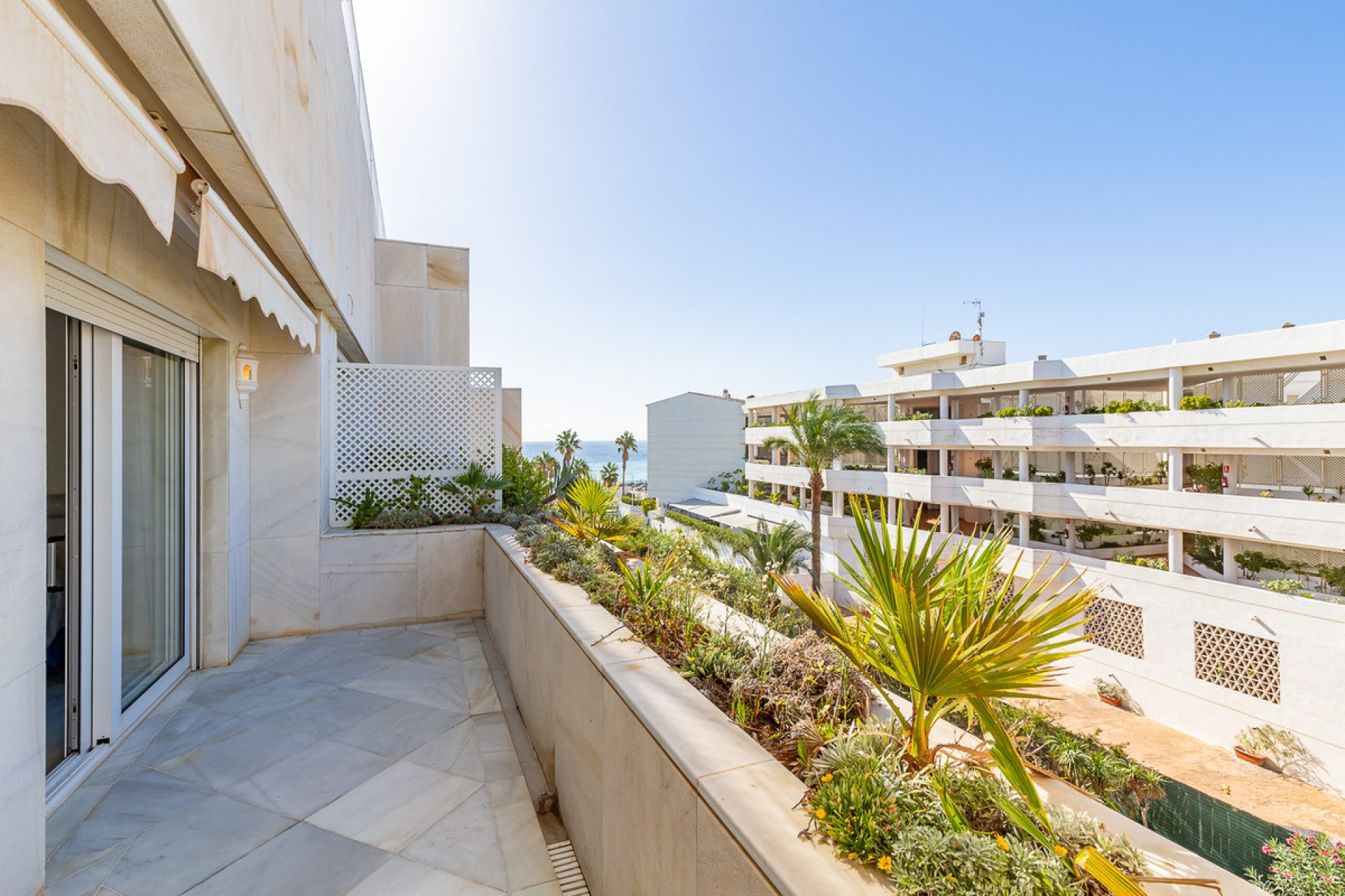 Resale - Apartment - Penthouse - Marbella - Puerto Banús