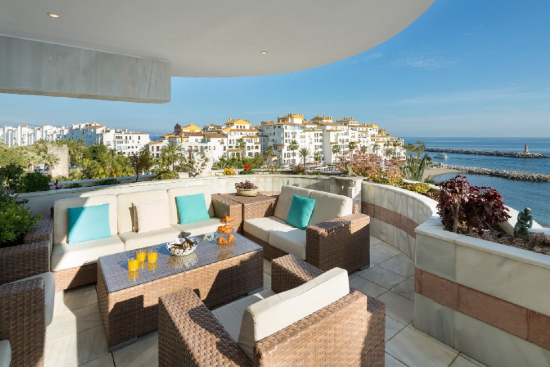 Resale - Apartment - Penthouse - Marbella - Puerto Banús