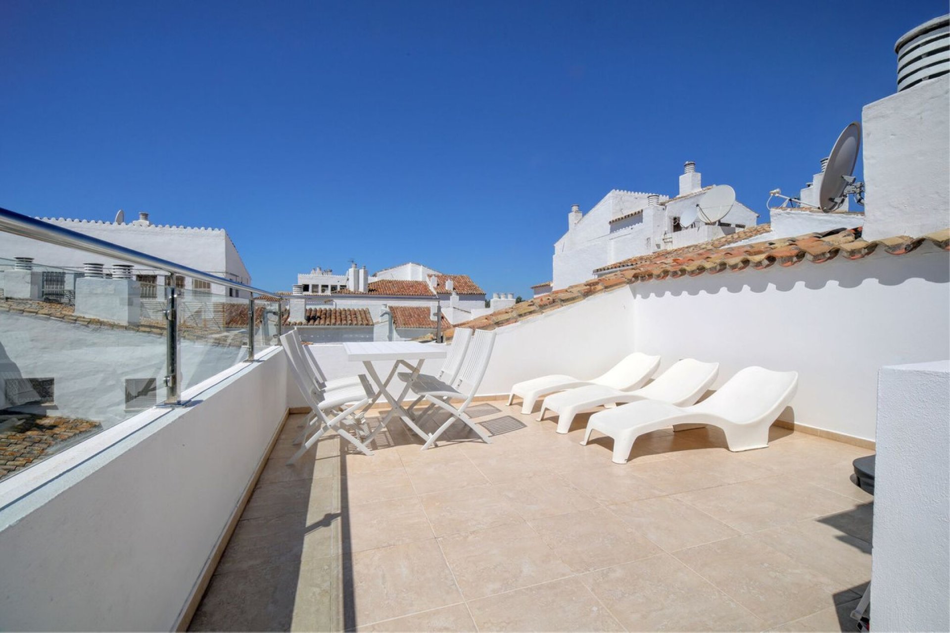 Resale - Apartment - Penthouse - Marbella - Puerto Banús