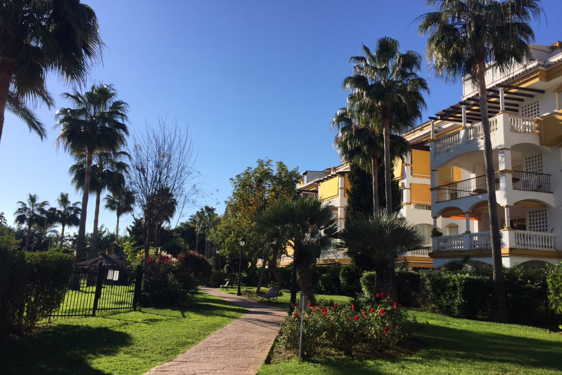 Resale - Apartment - Penthouse - Marbella - Puerto Banús