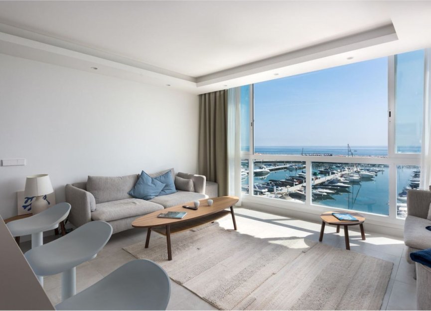 Resale - Apartment - Penthouse - Marbella - Puerto Banús