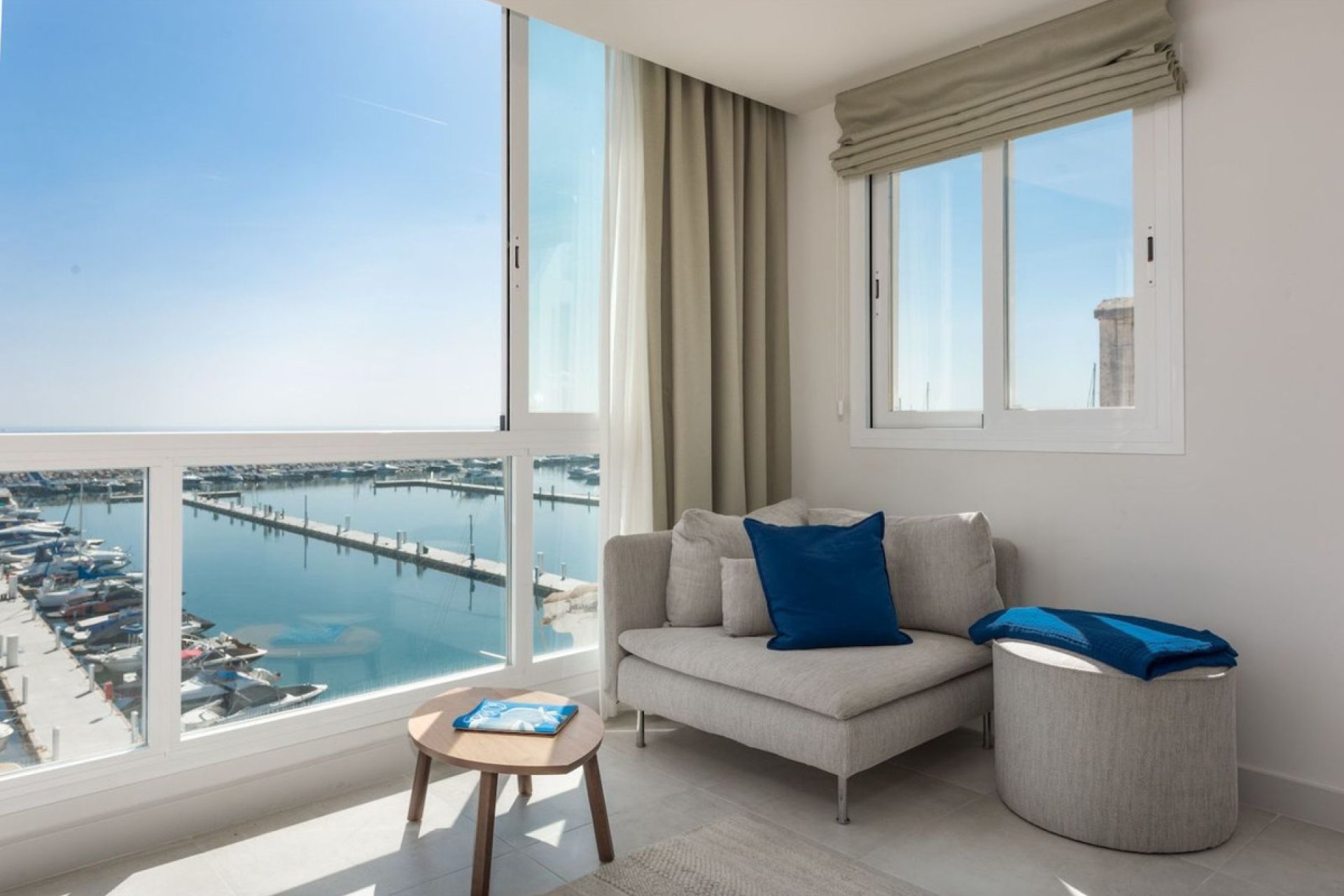 Resale - Apartment - Penthouse - Marbella - Puerto Banús