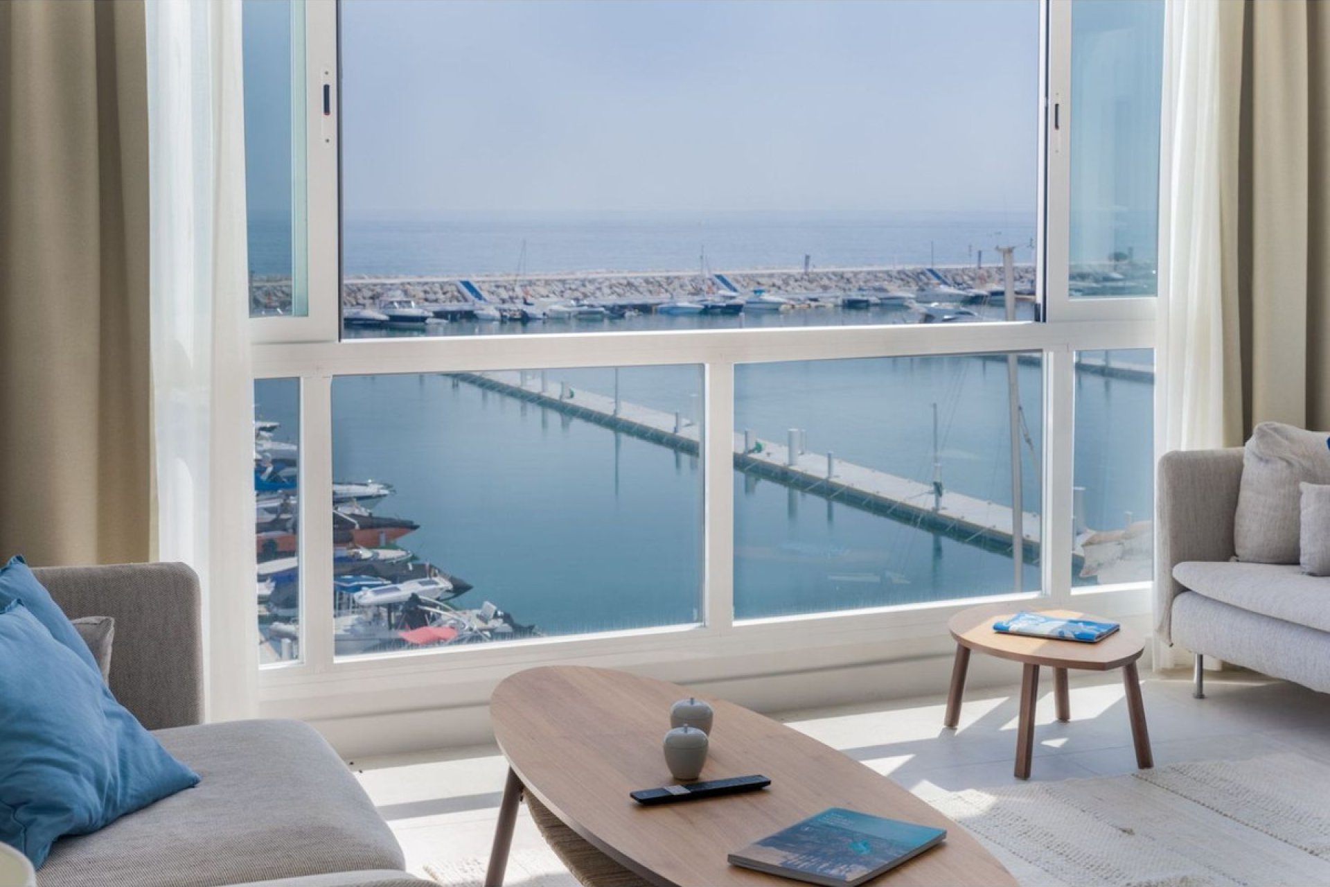 Resale - Apartment - Penthouse - Marbella - Puerto Banús