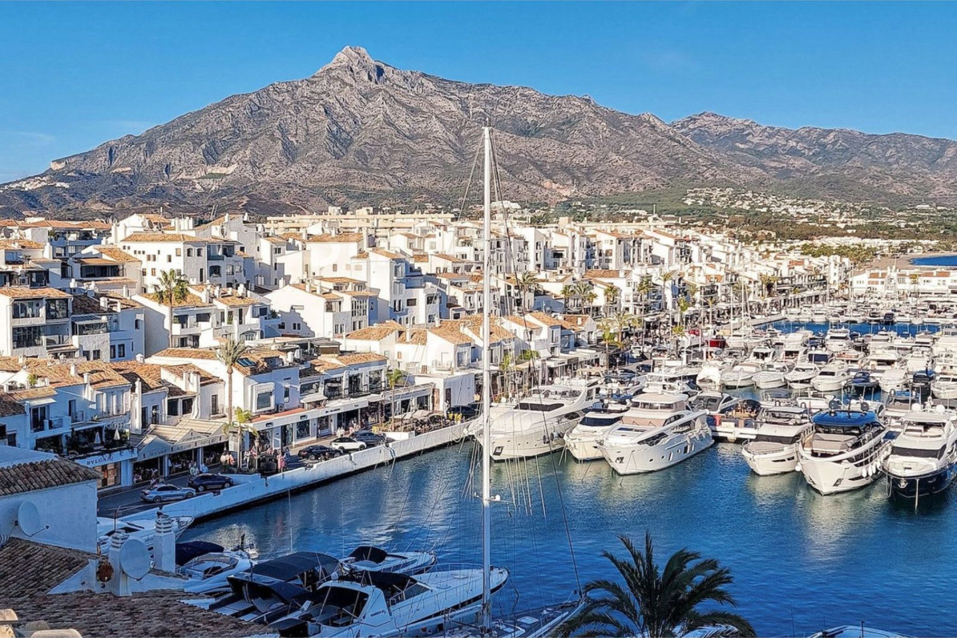 Resale - Apartment - Penthouse - Marbella - Puerto Banús