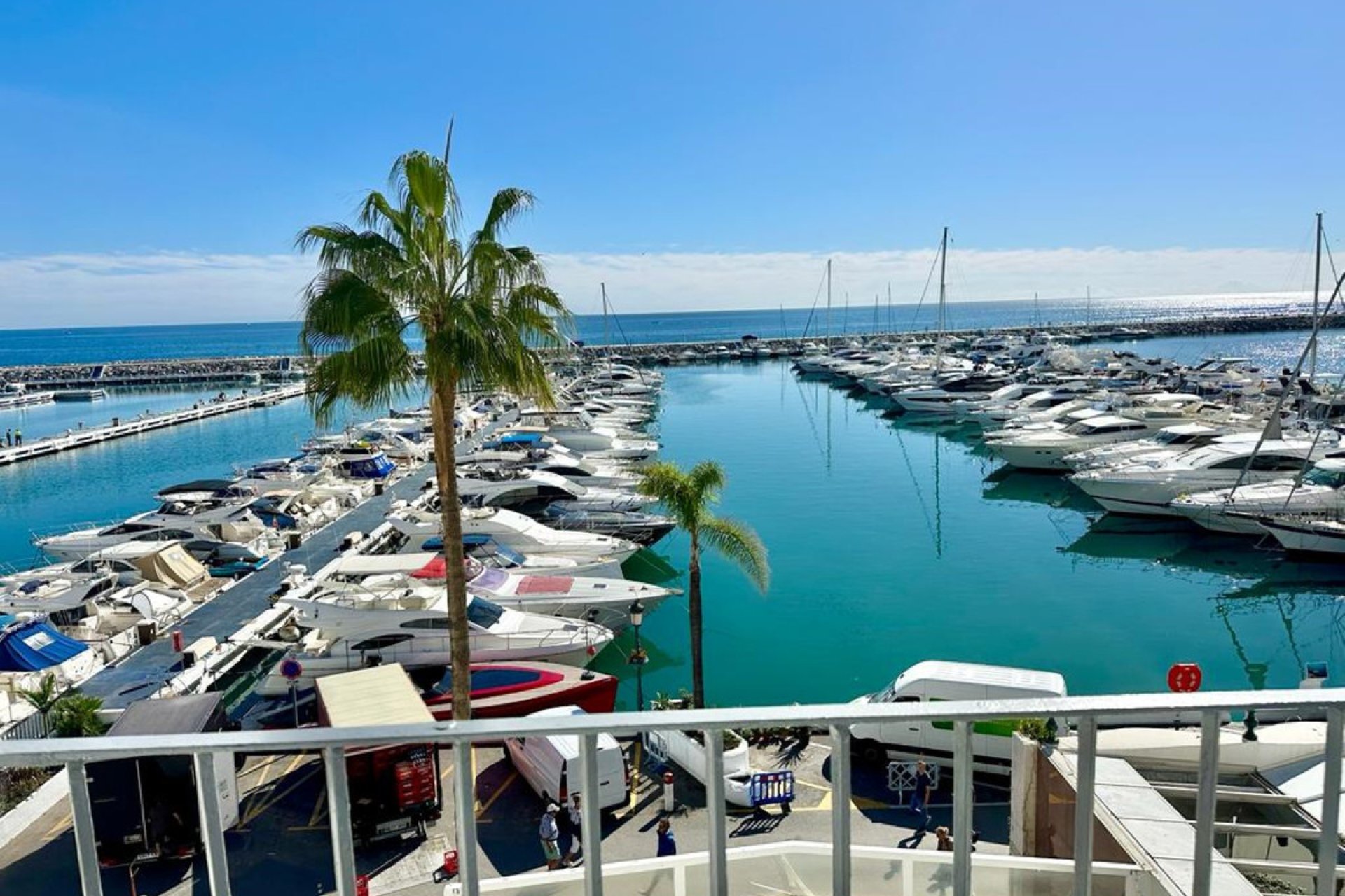 Resale - Apartment - Penthouse - Marbella - Puerto Banús