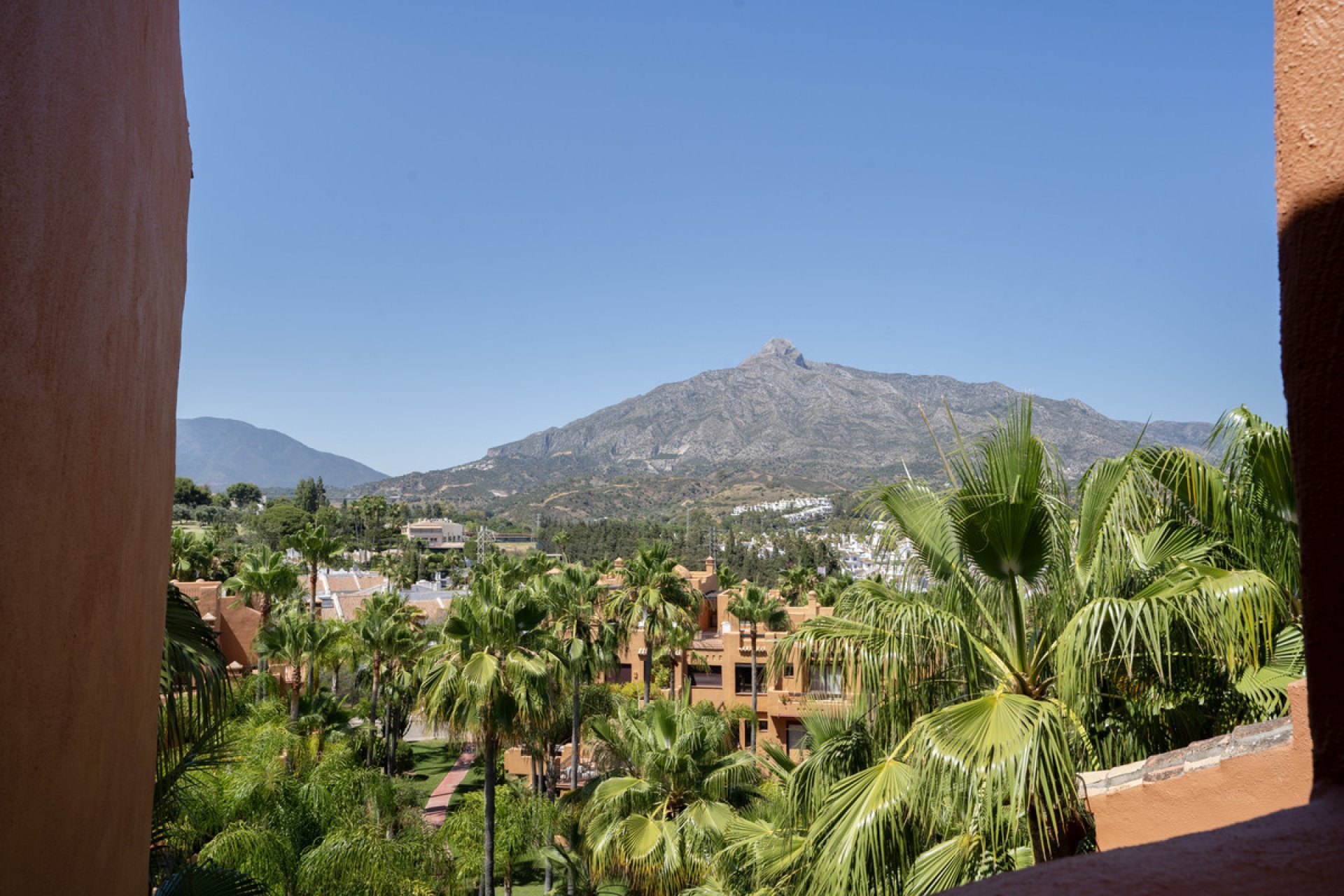 Resale - Apartment - Penthouse - Marbella - Puerto Banús